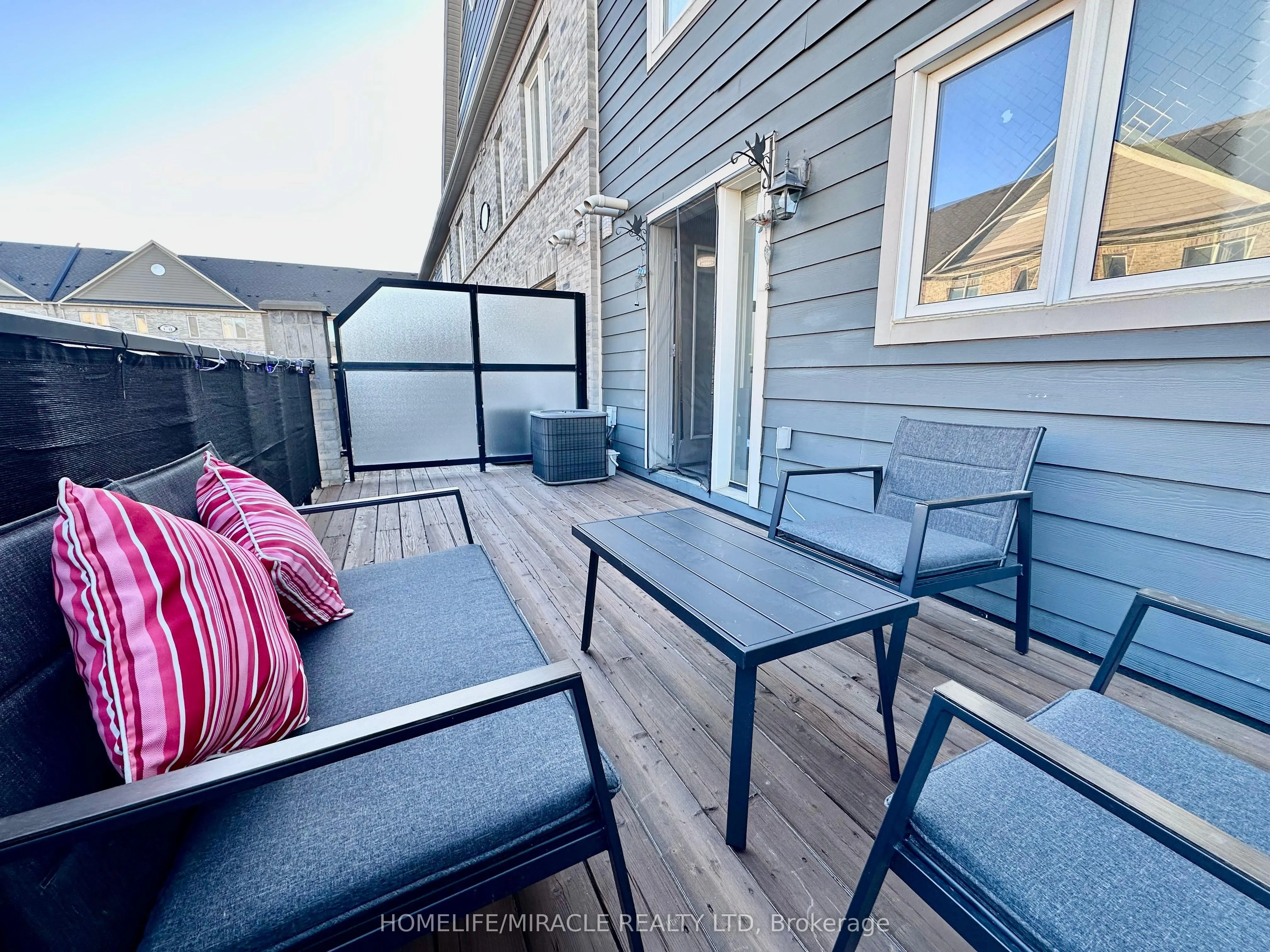 60 Fairwood Circle, #25