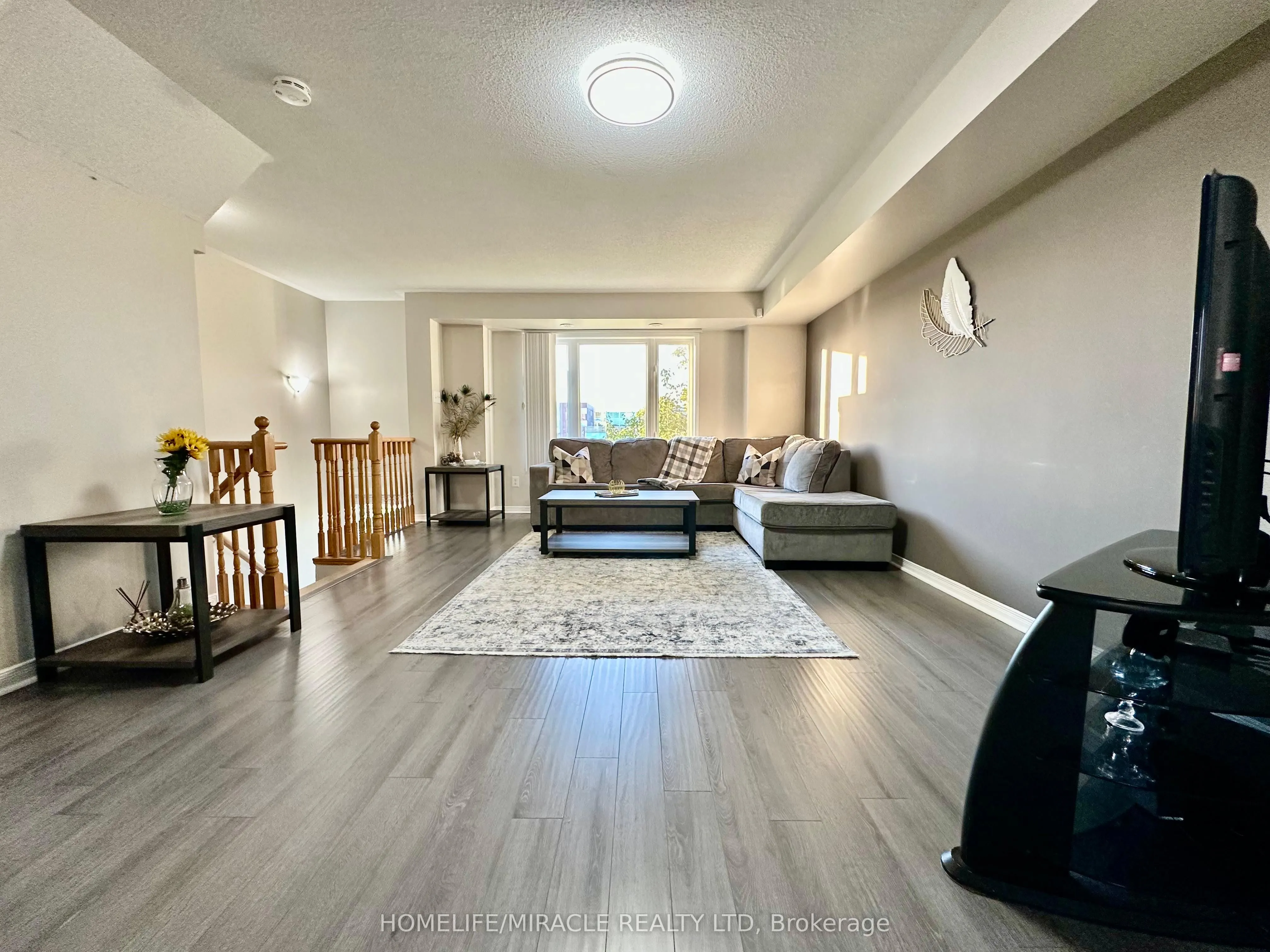 60 Fairwood Circle, #25