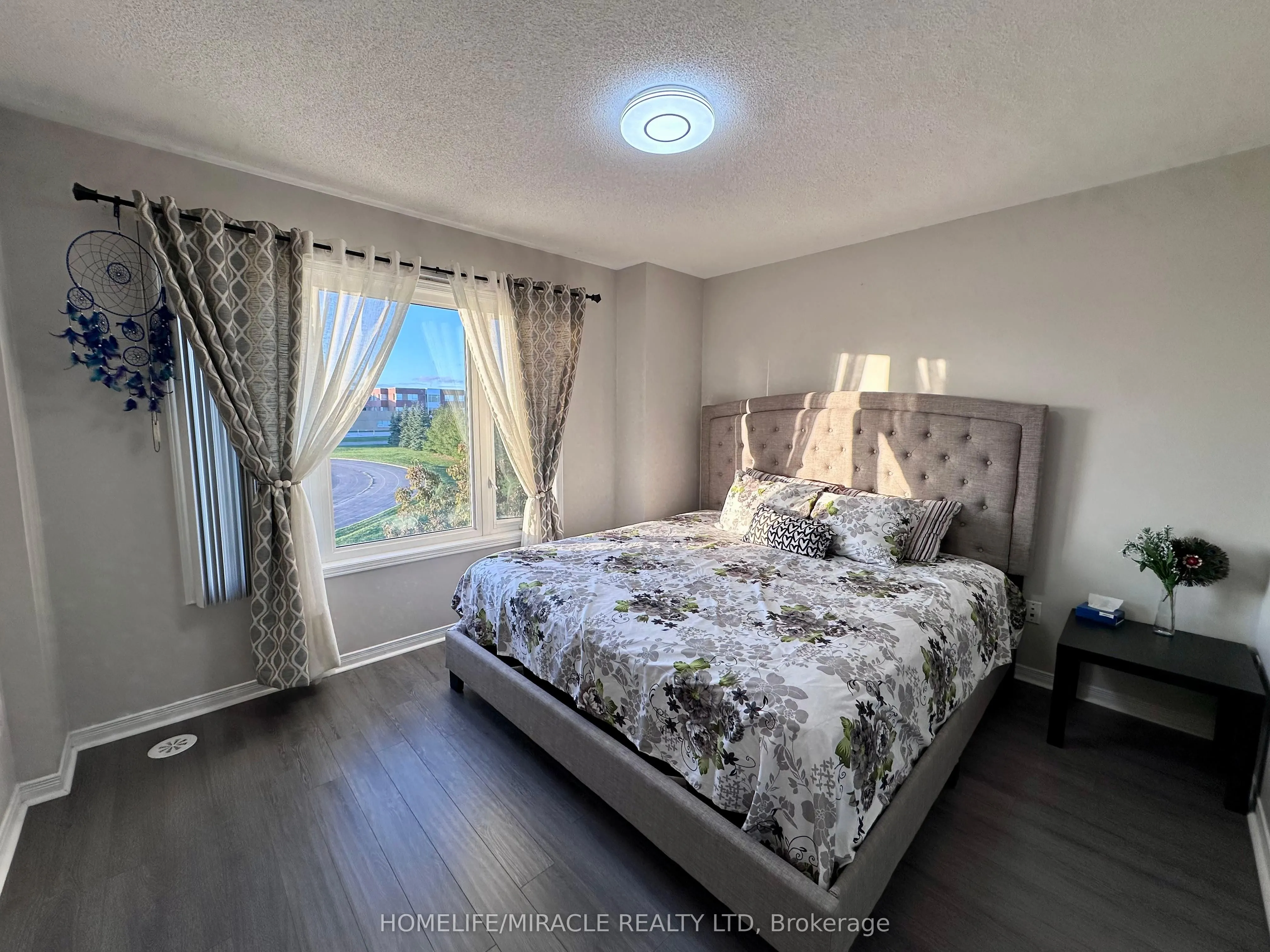 60 Fairwood Circle, #25
