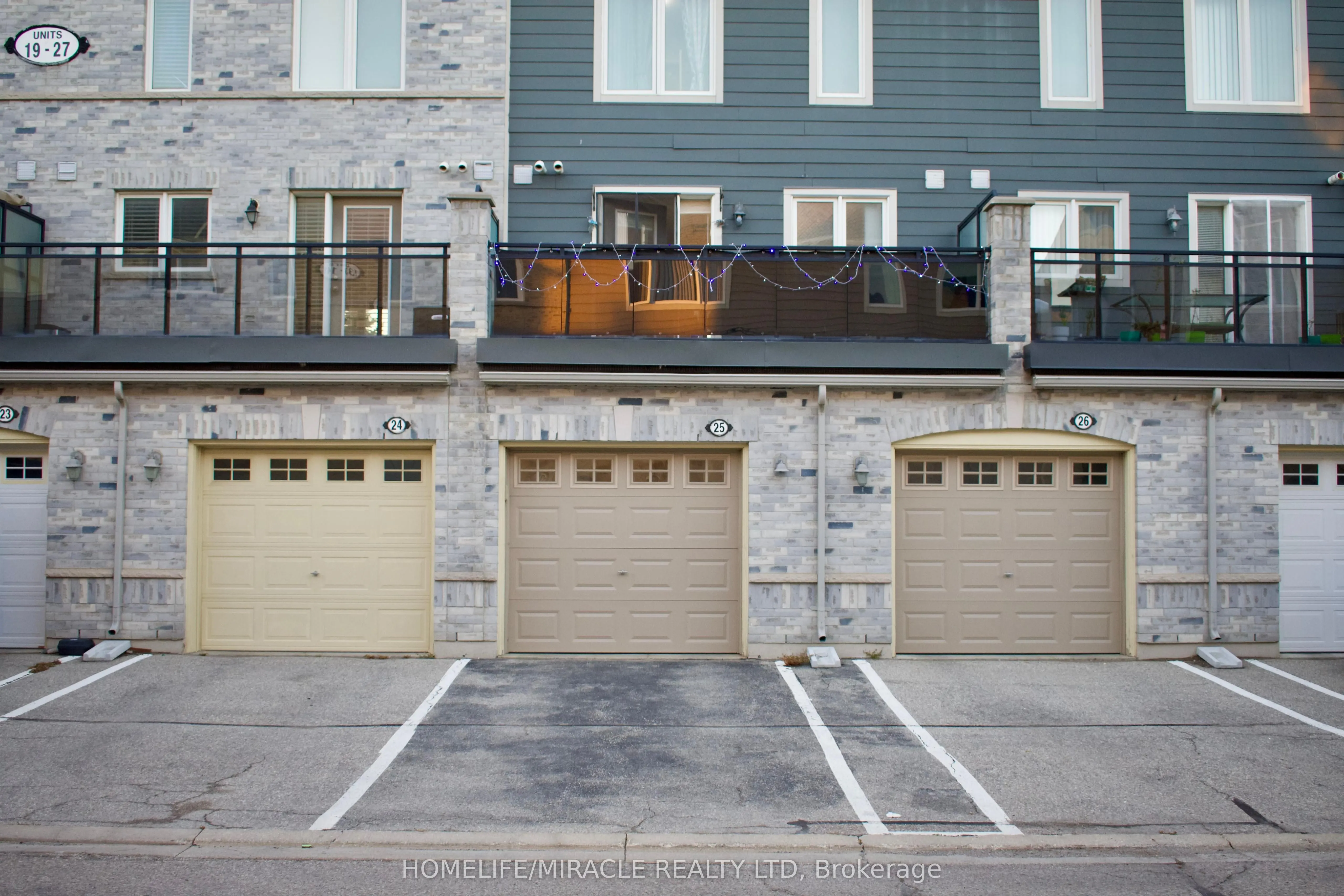 60 Fairwood Circle, #25