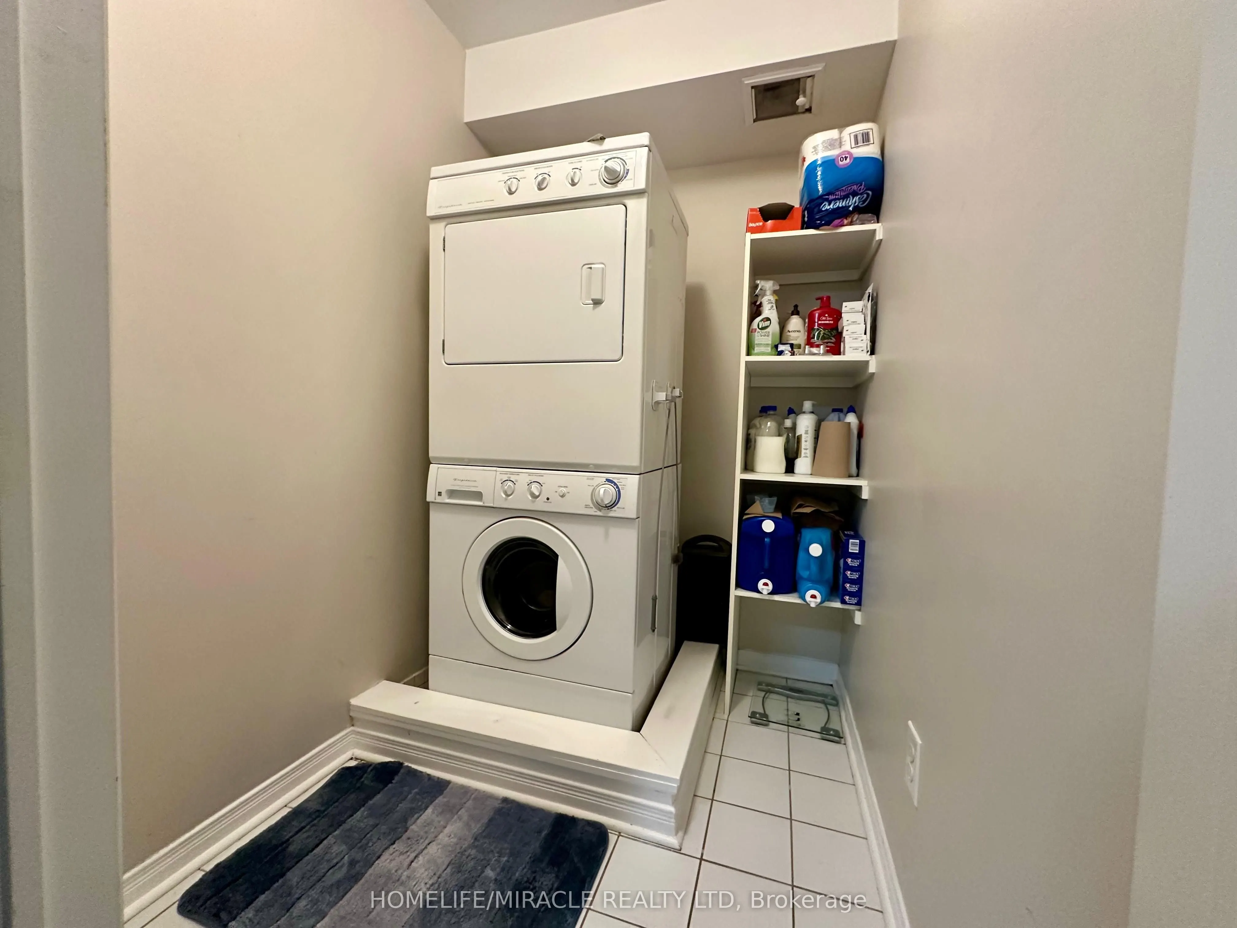 60 Fairwood Circle, #25