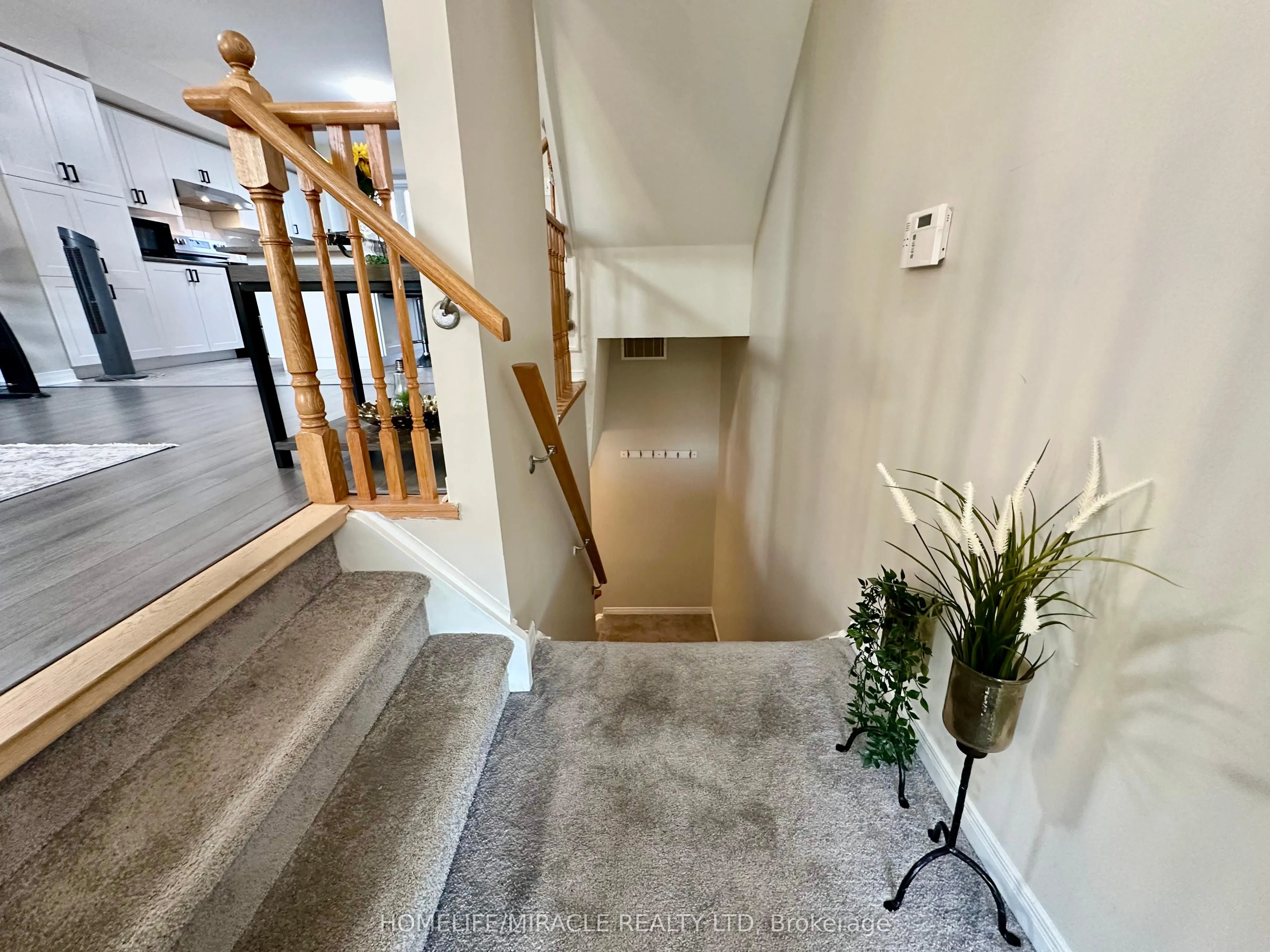 60 Fairwood Circle, #25