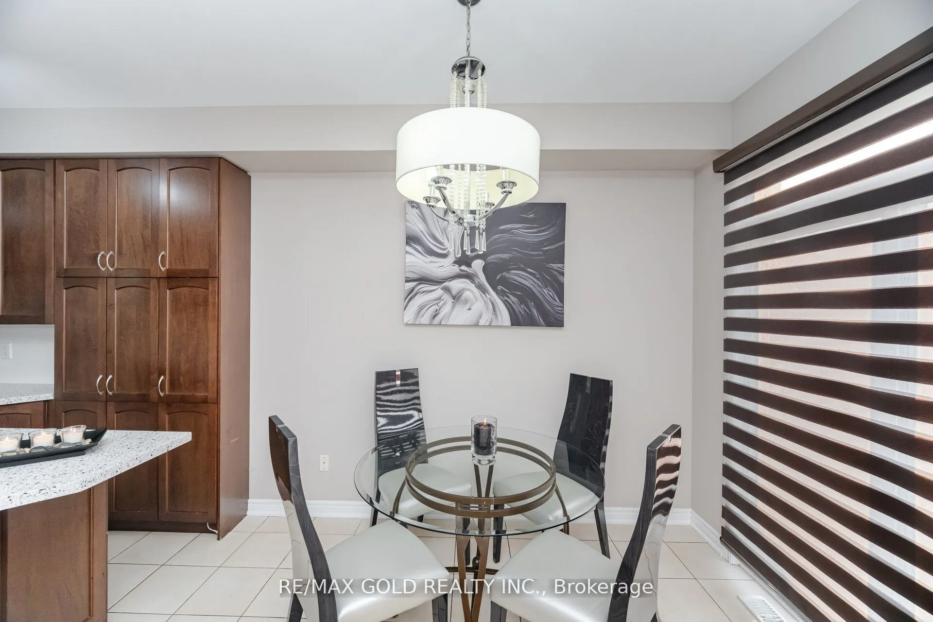 11 Seedland Crescent N