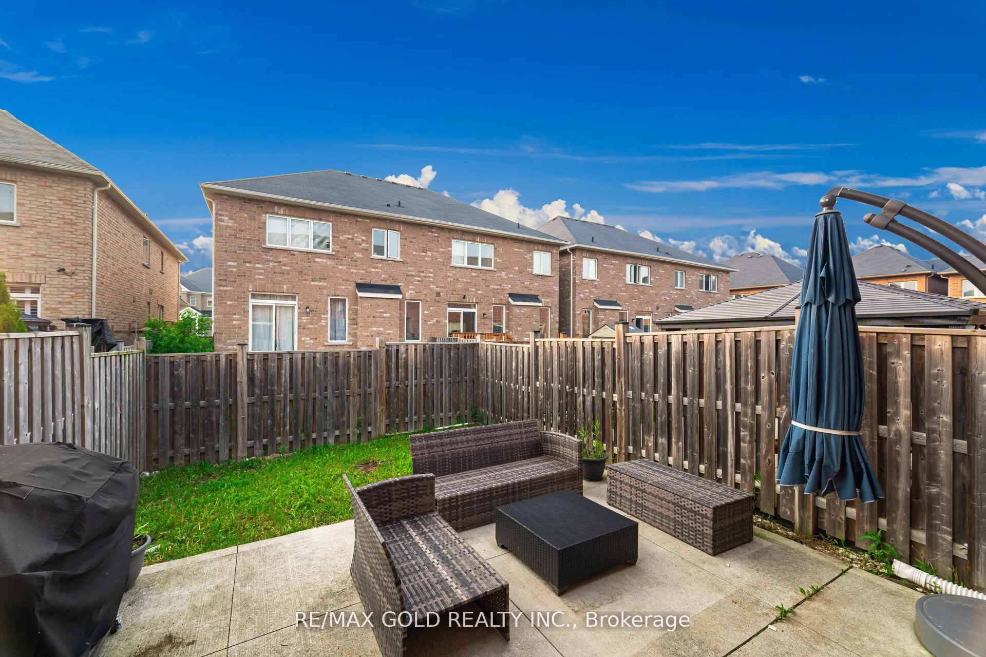 11 Seedland Crescent N