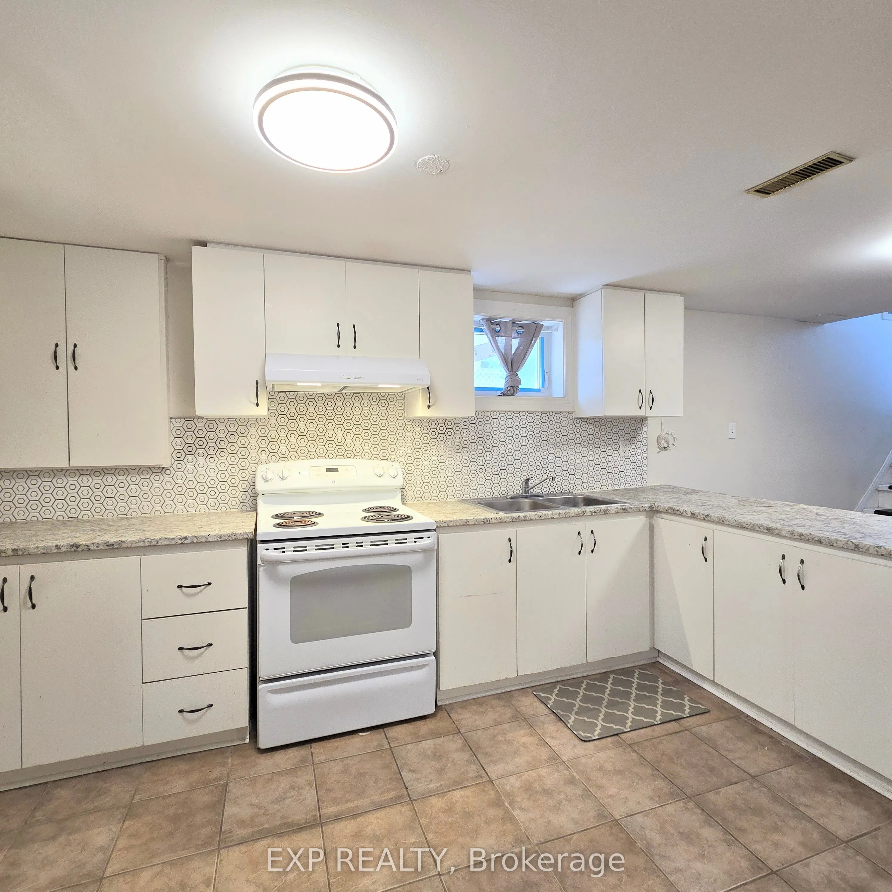 73 Lindylou Road, #Bsmt