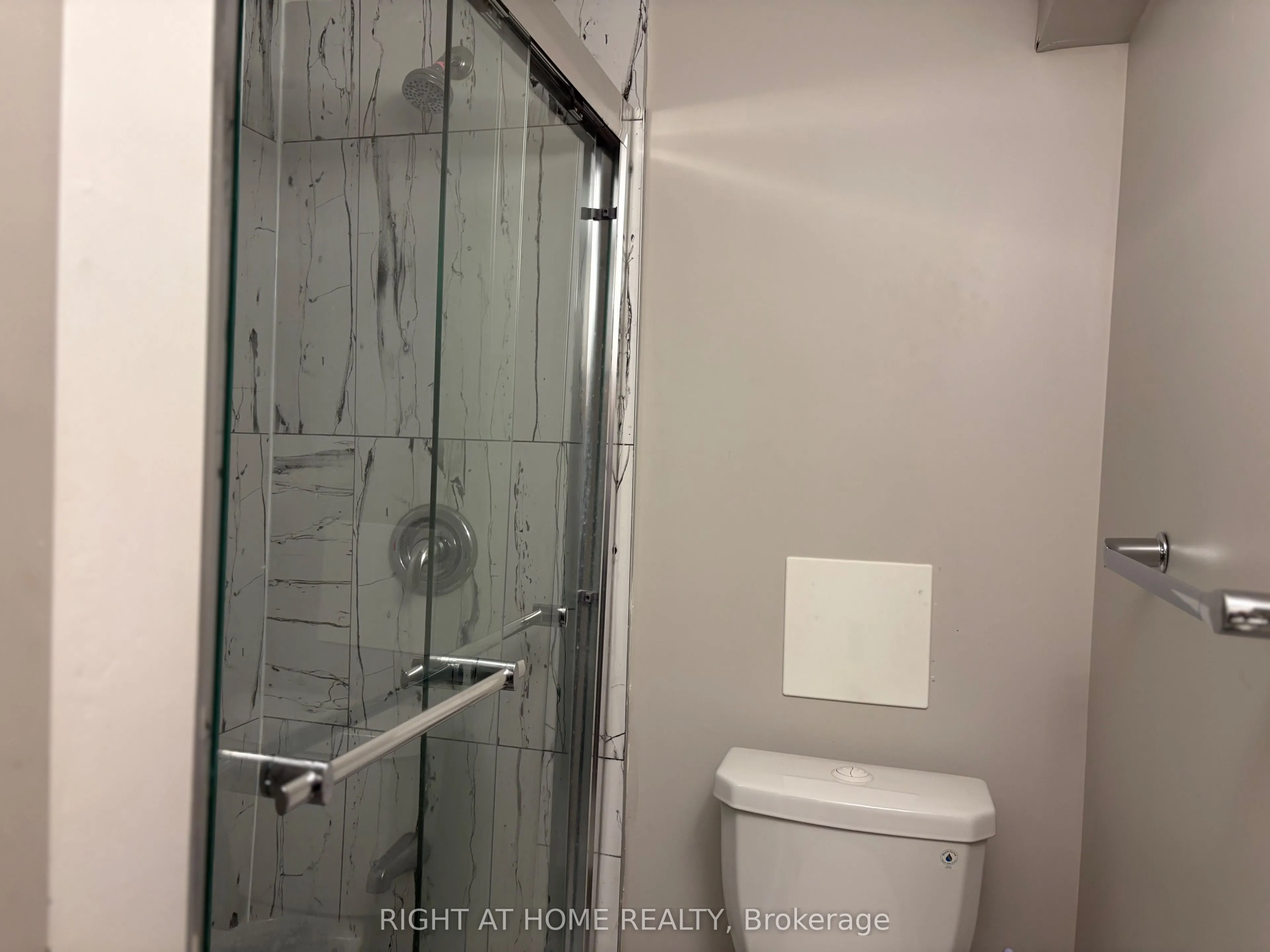 641 Woodward Avenue, #69