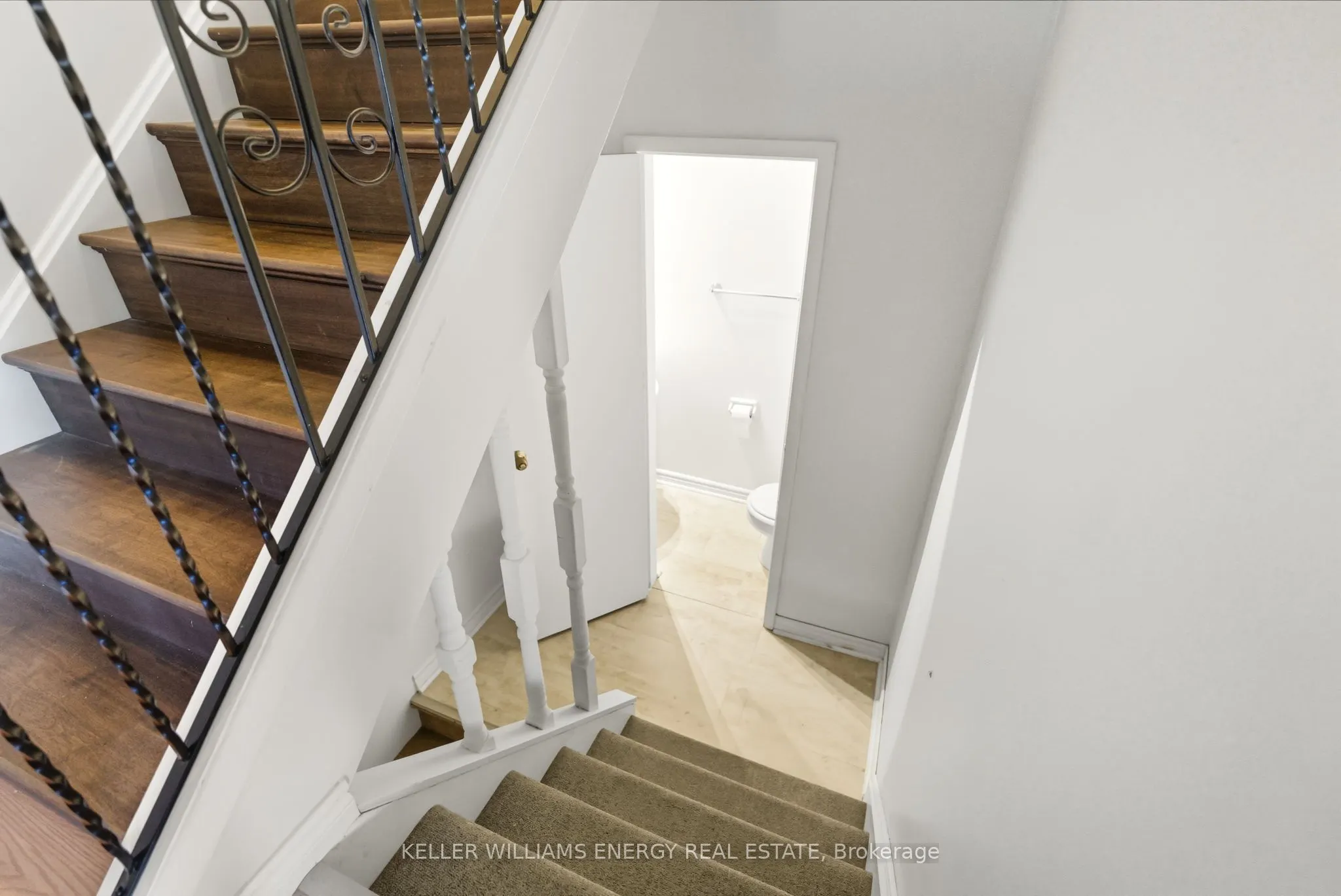 693 Francis Road, #4