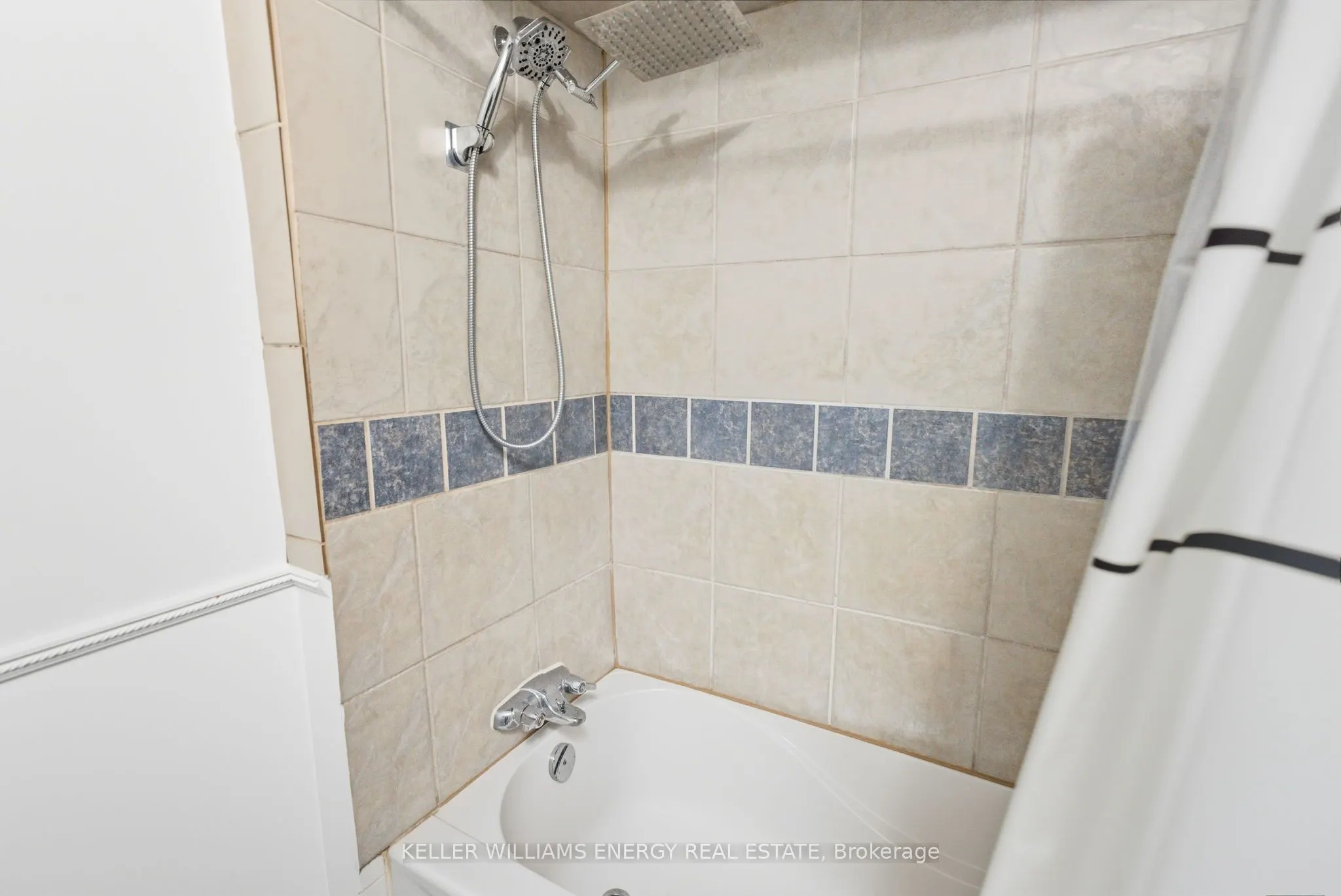 693 Francis Road, #4