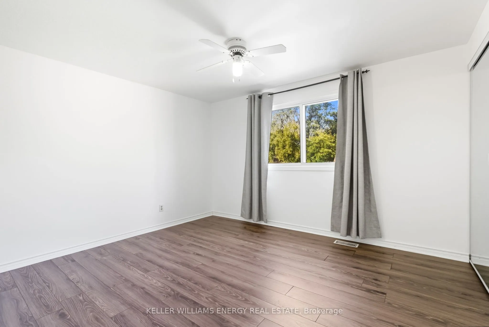 693 Francis Road, #4