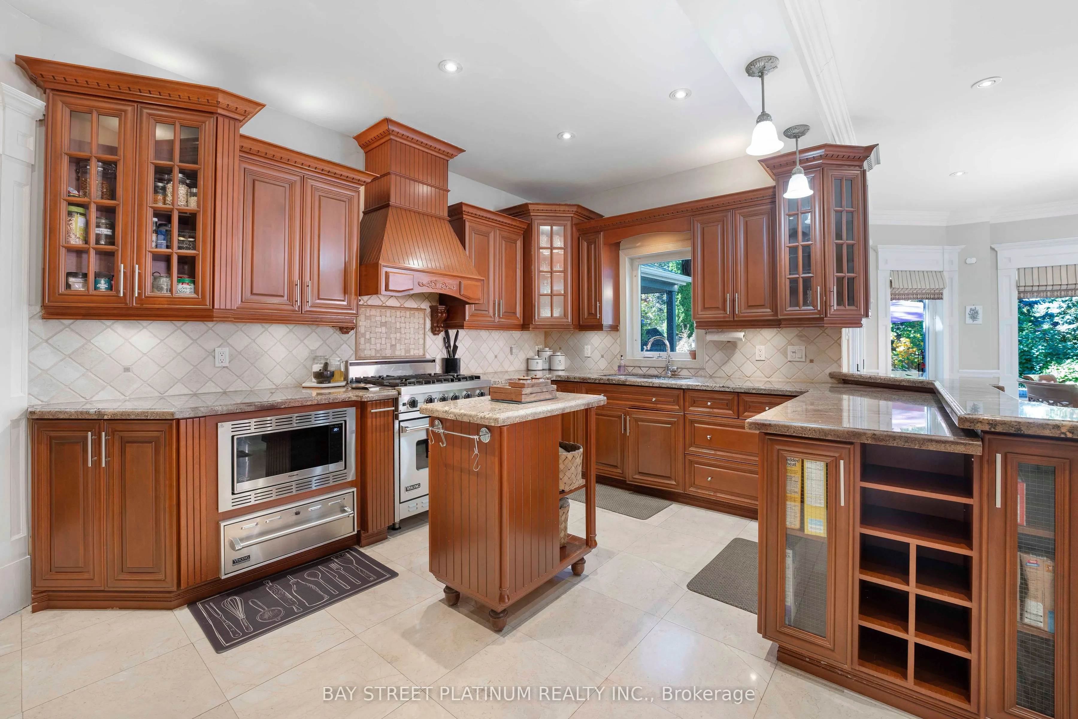 2451 Erin Centre Boulevard