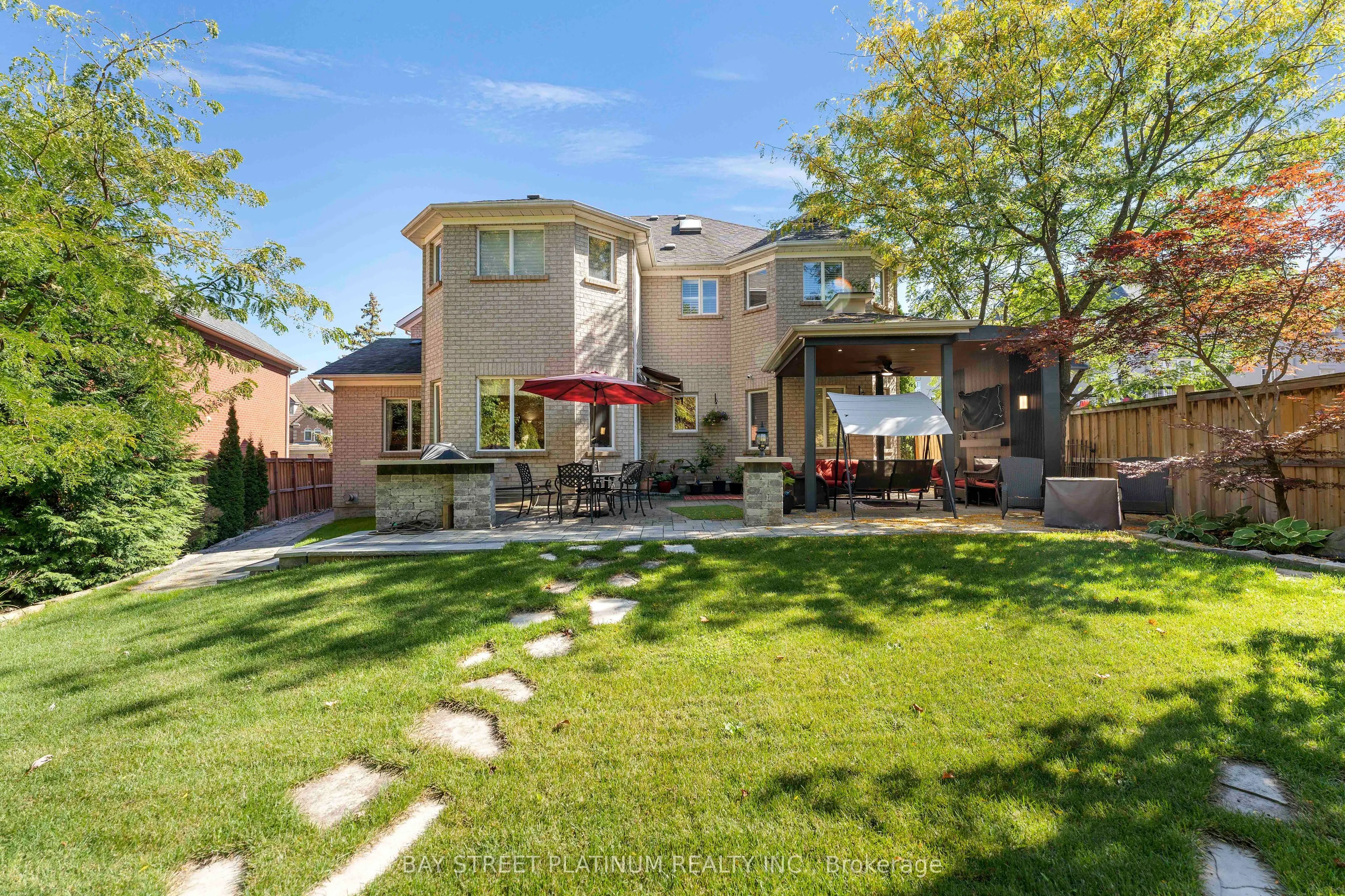 2451 Erin Centre Boulevard