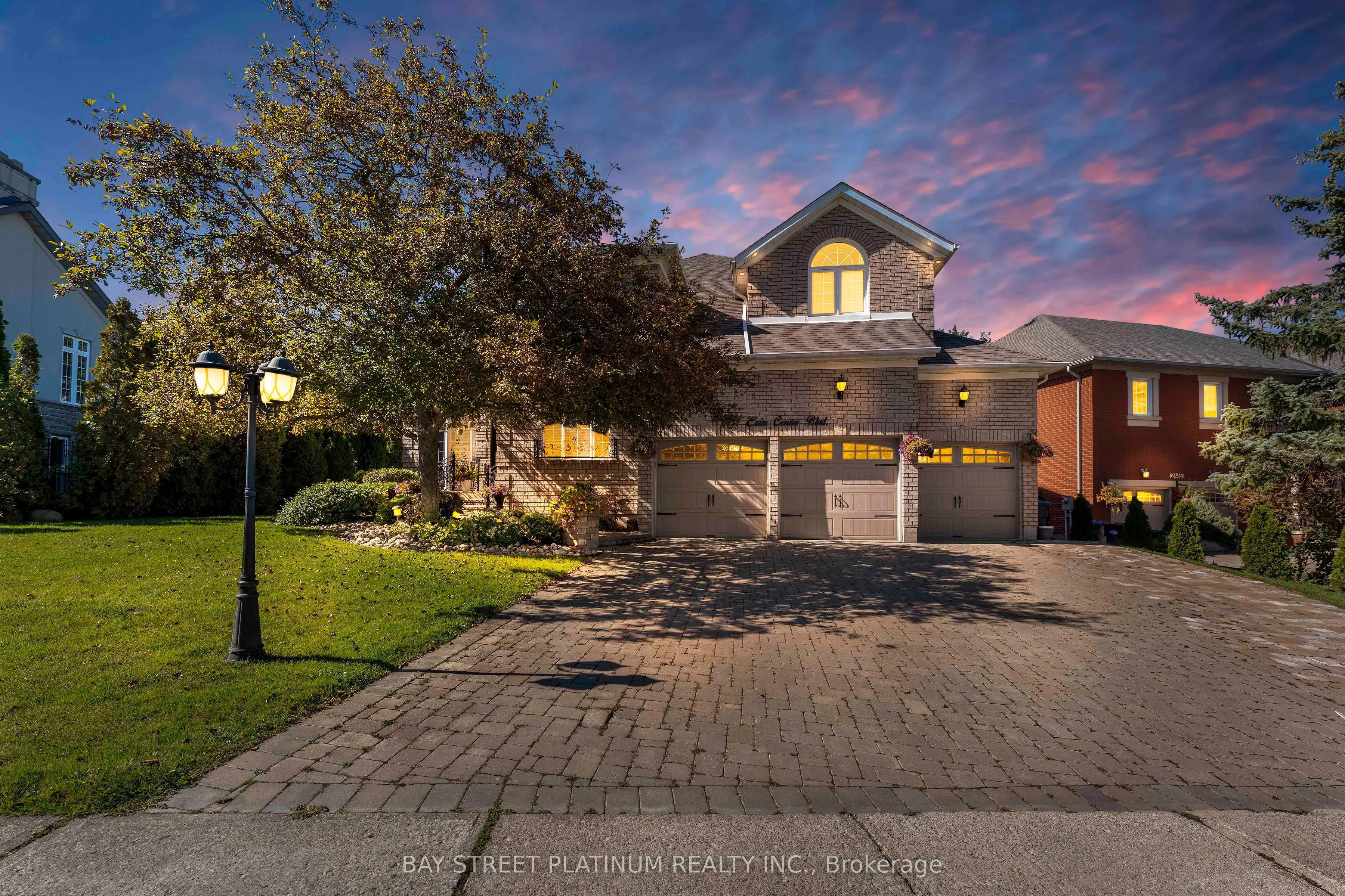 2451 Erin Centre Boulevard