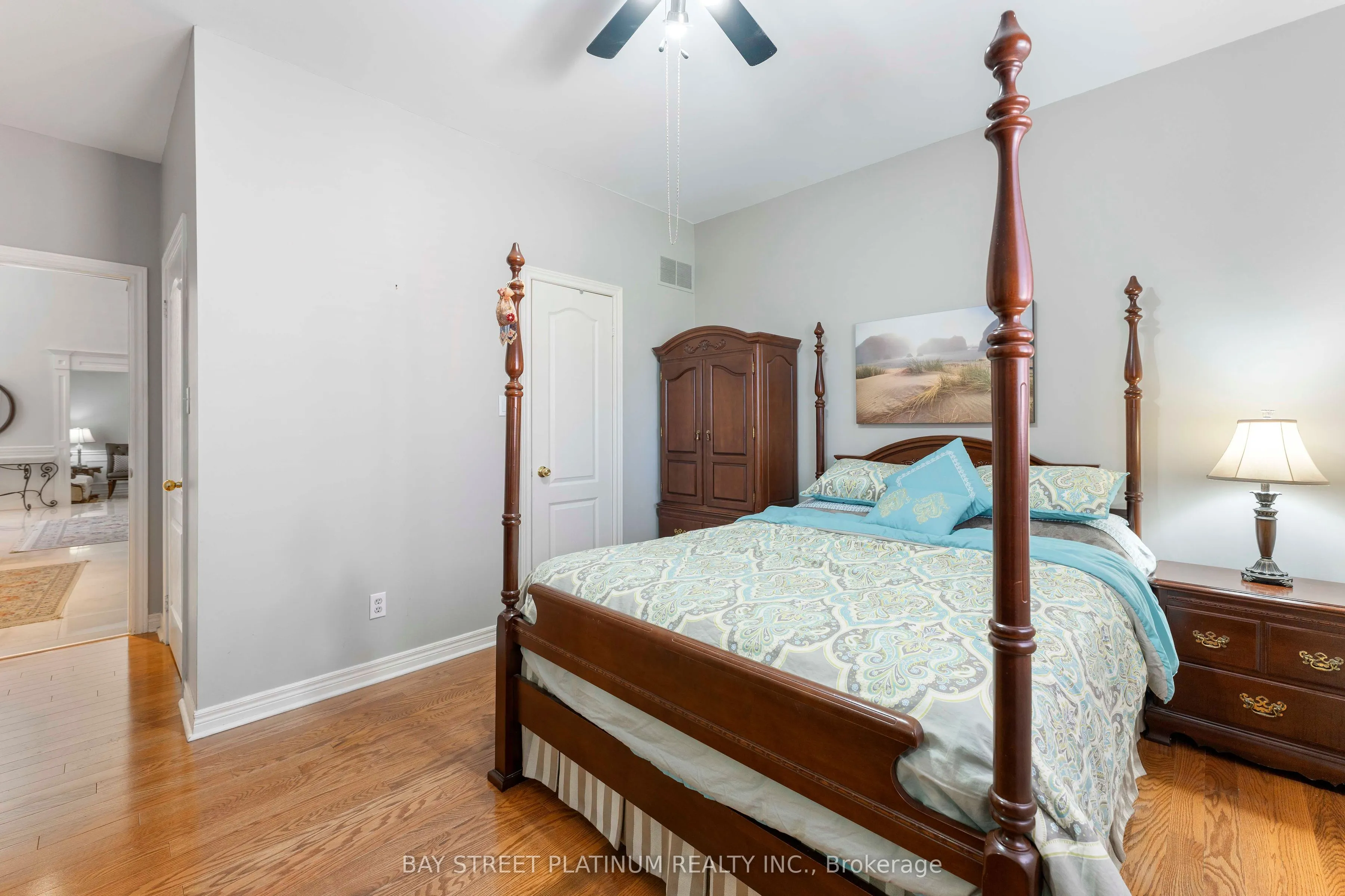 2451 Erin Centre Boulevard