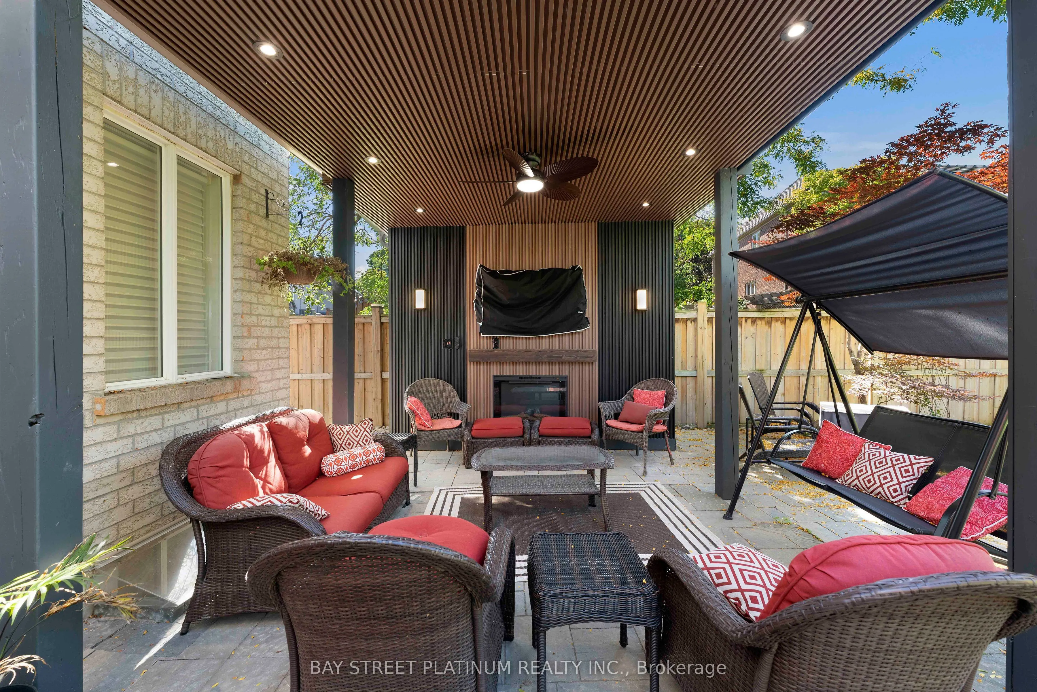 2451 Erin Centre Boulevard