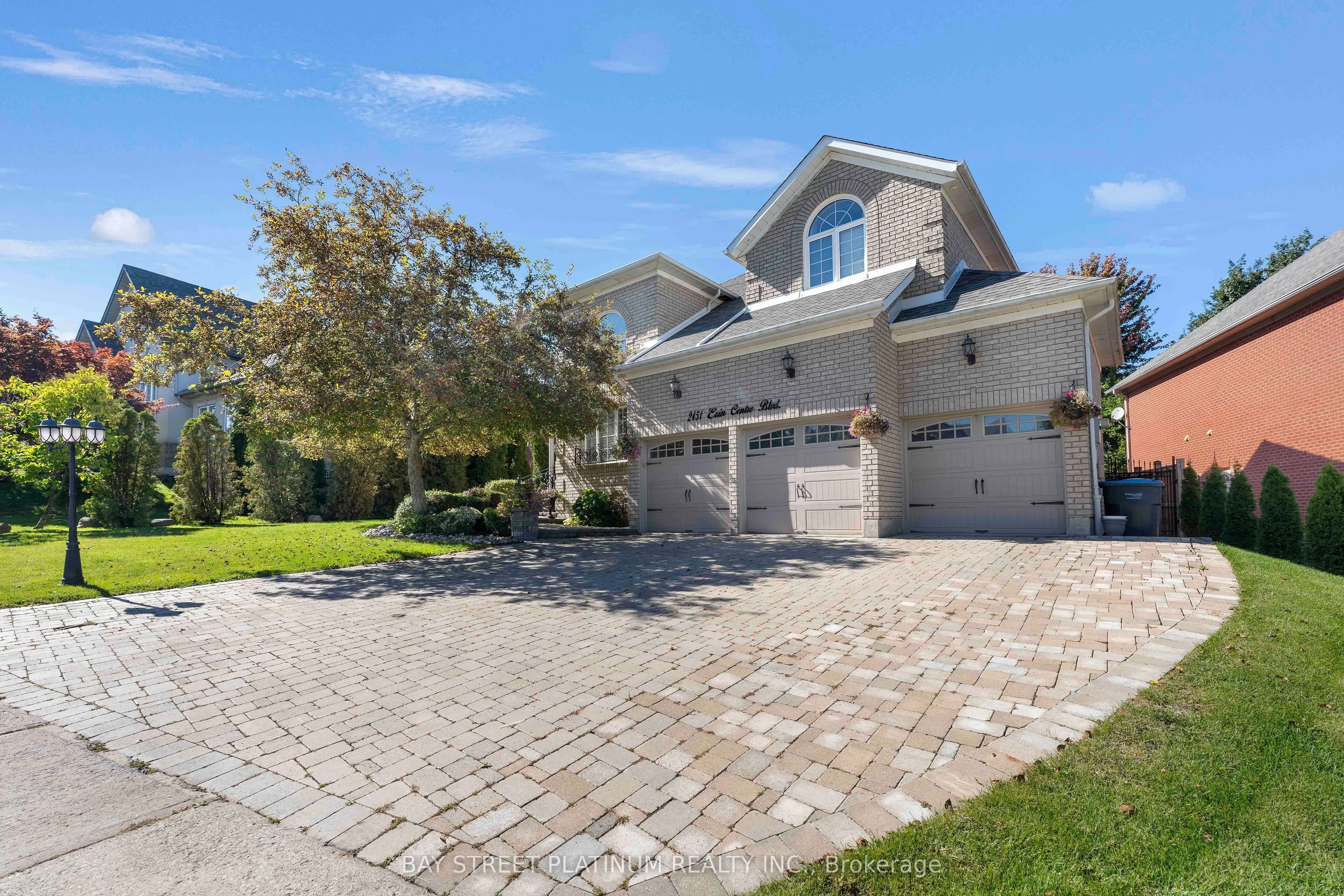 2451 Erin Centre Boulevard