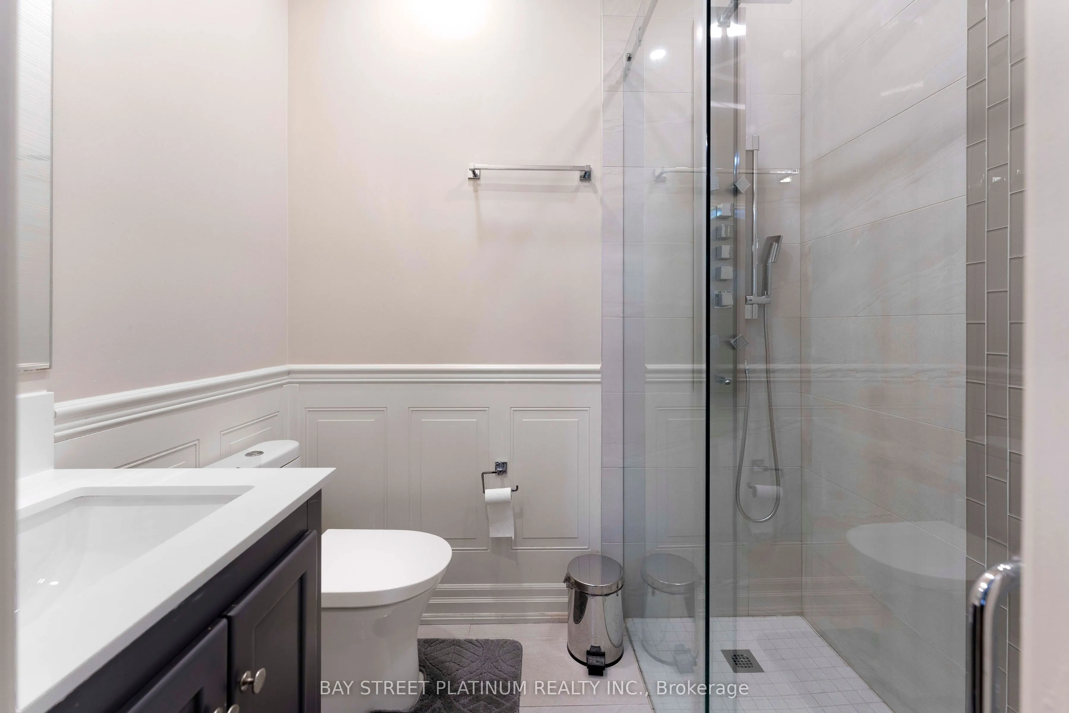 2451 Erin Centre Boulevard