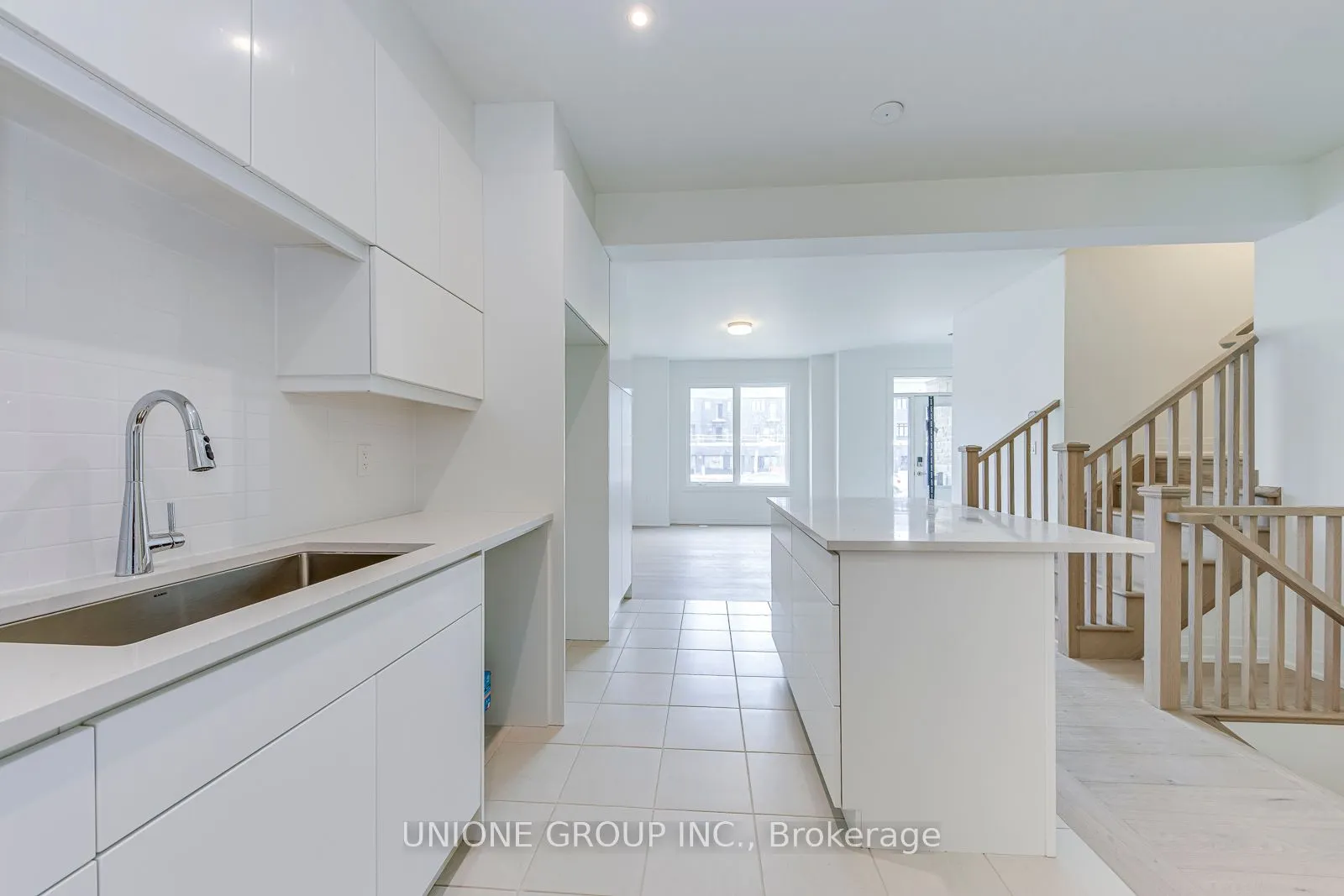 98 Coolhurst Avenue