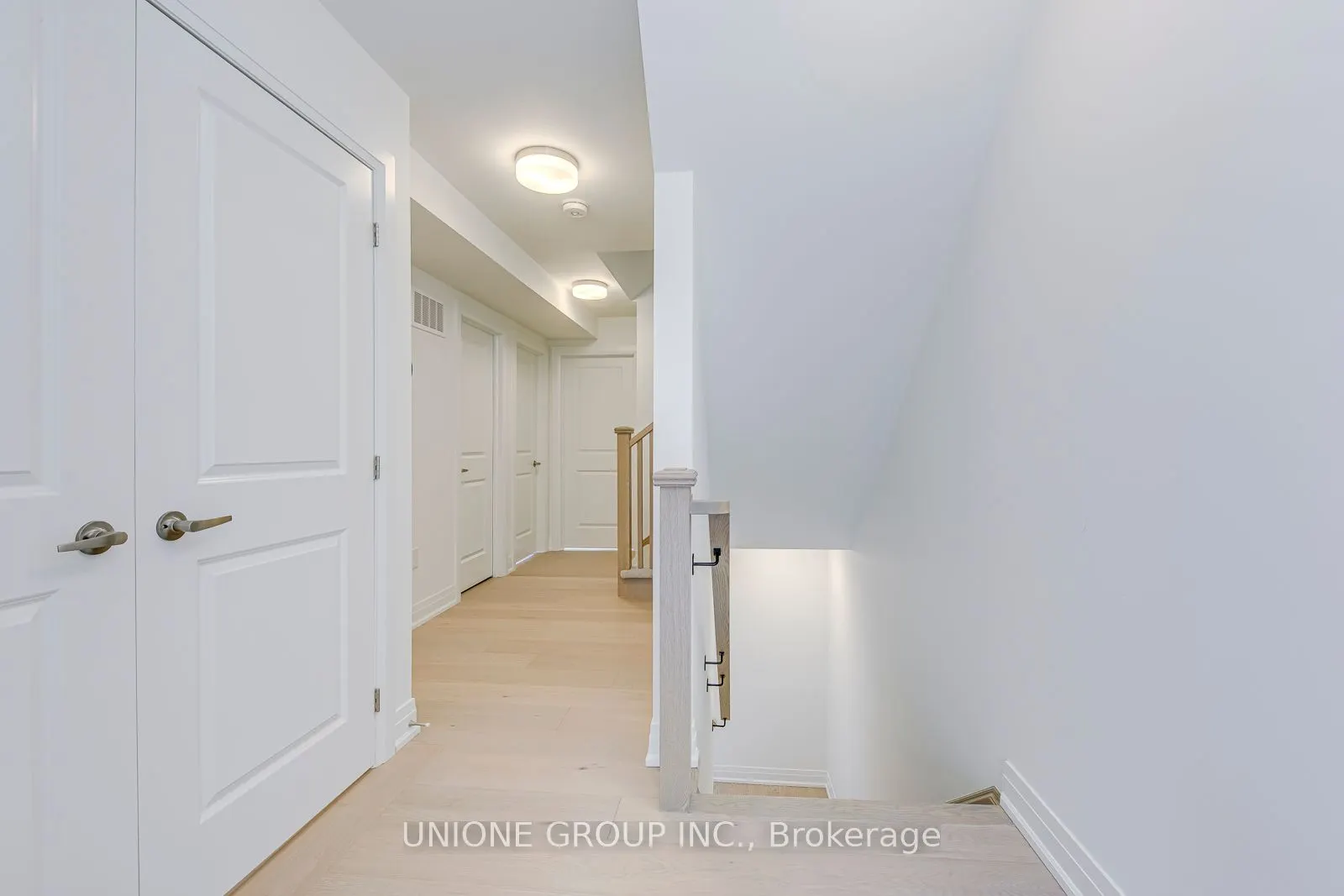 98 Coolhurst Avenue