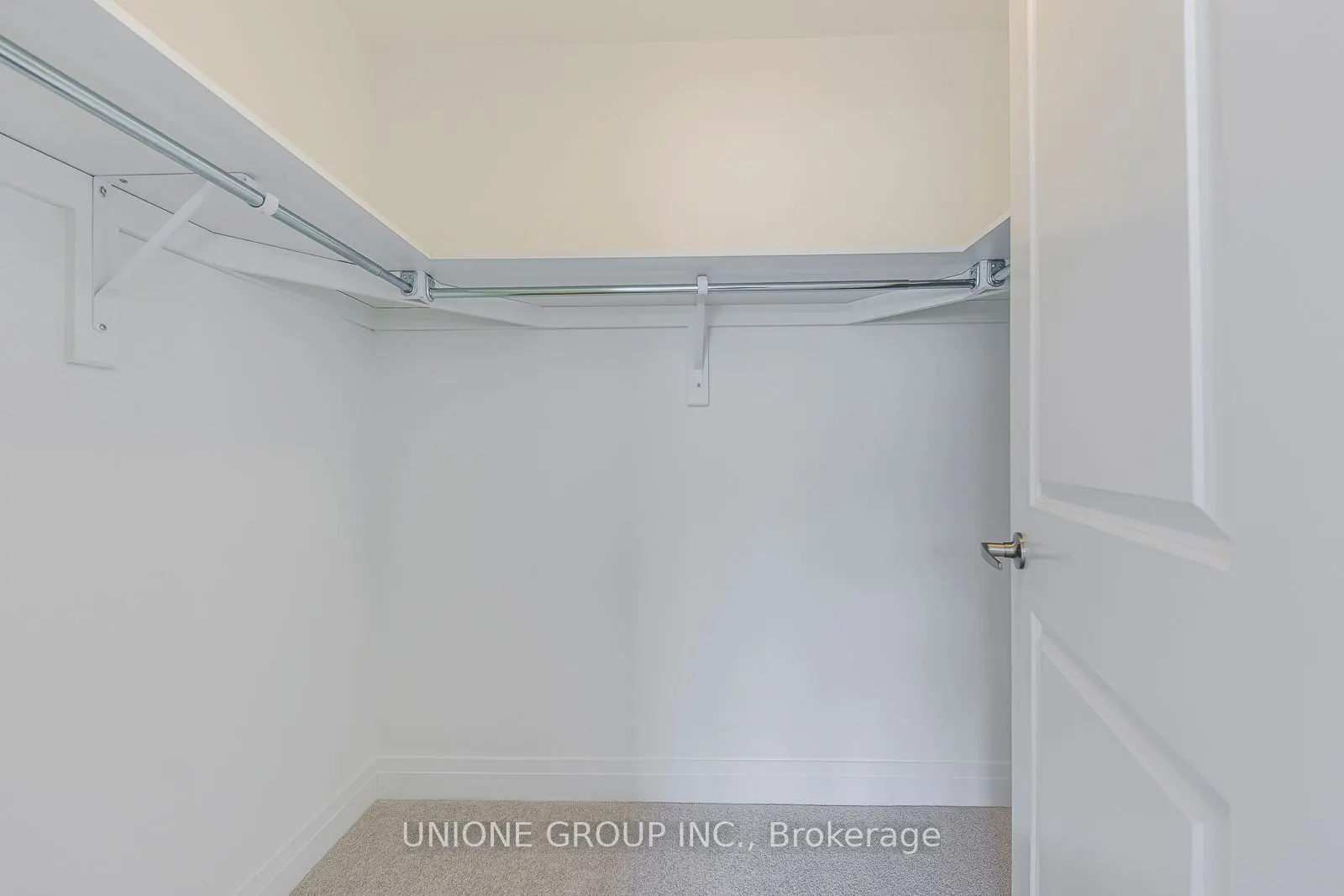 98 Coolhurst Avenue