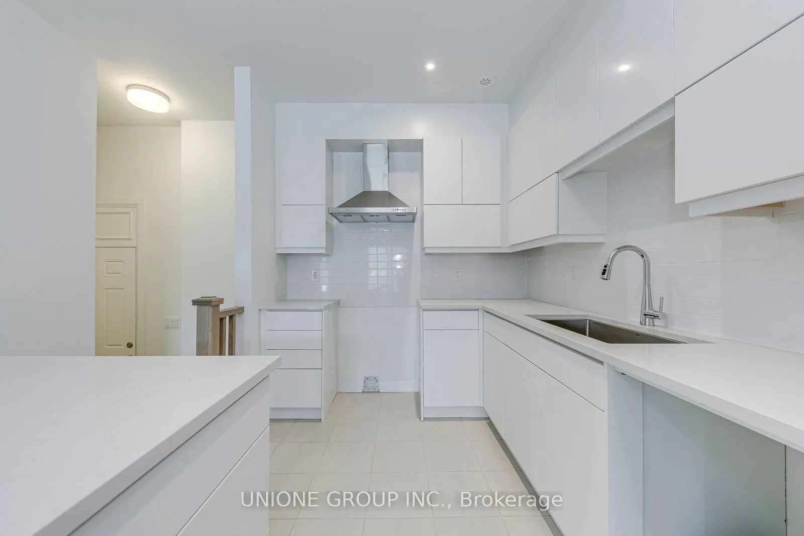 98 Coolhurst Avenue