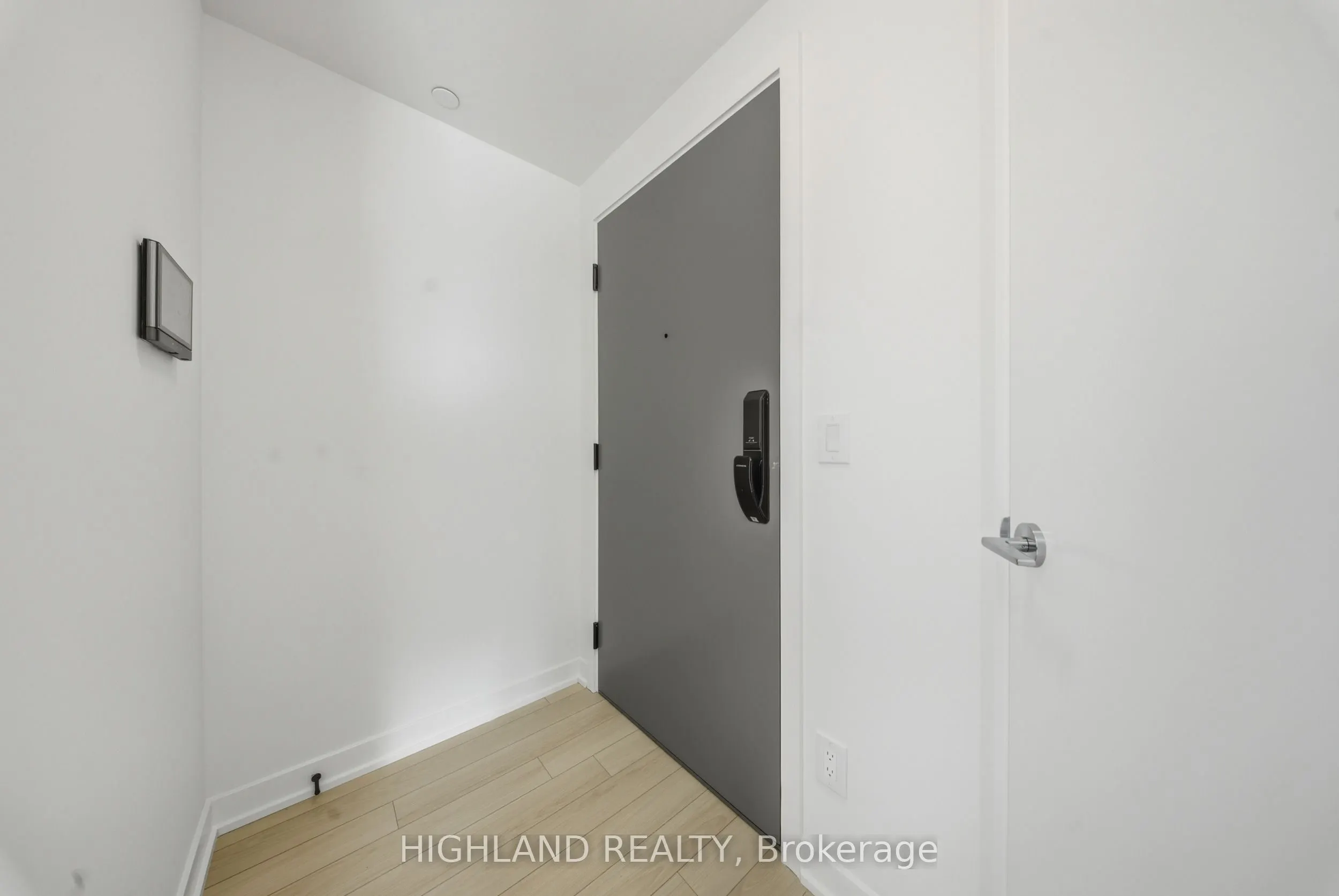 3079 Trafalgar Road, #1903