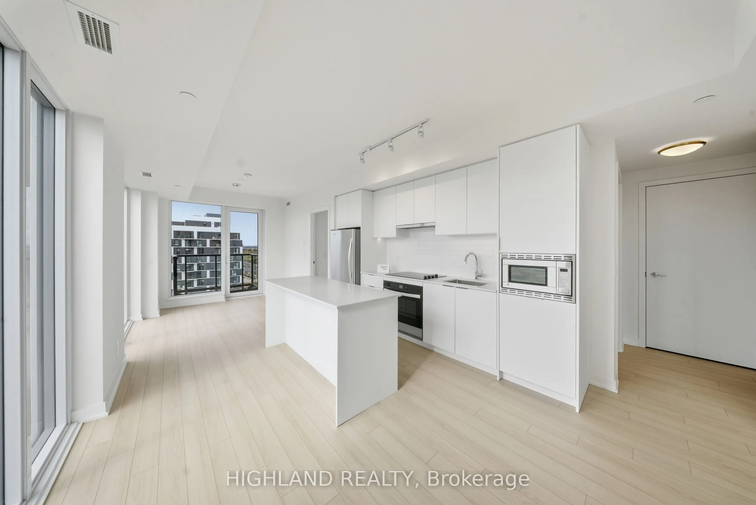 3079 Trafalgar Road, #1903