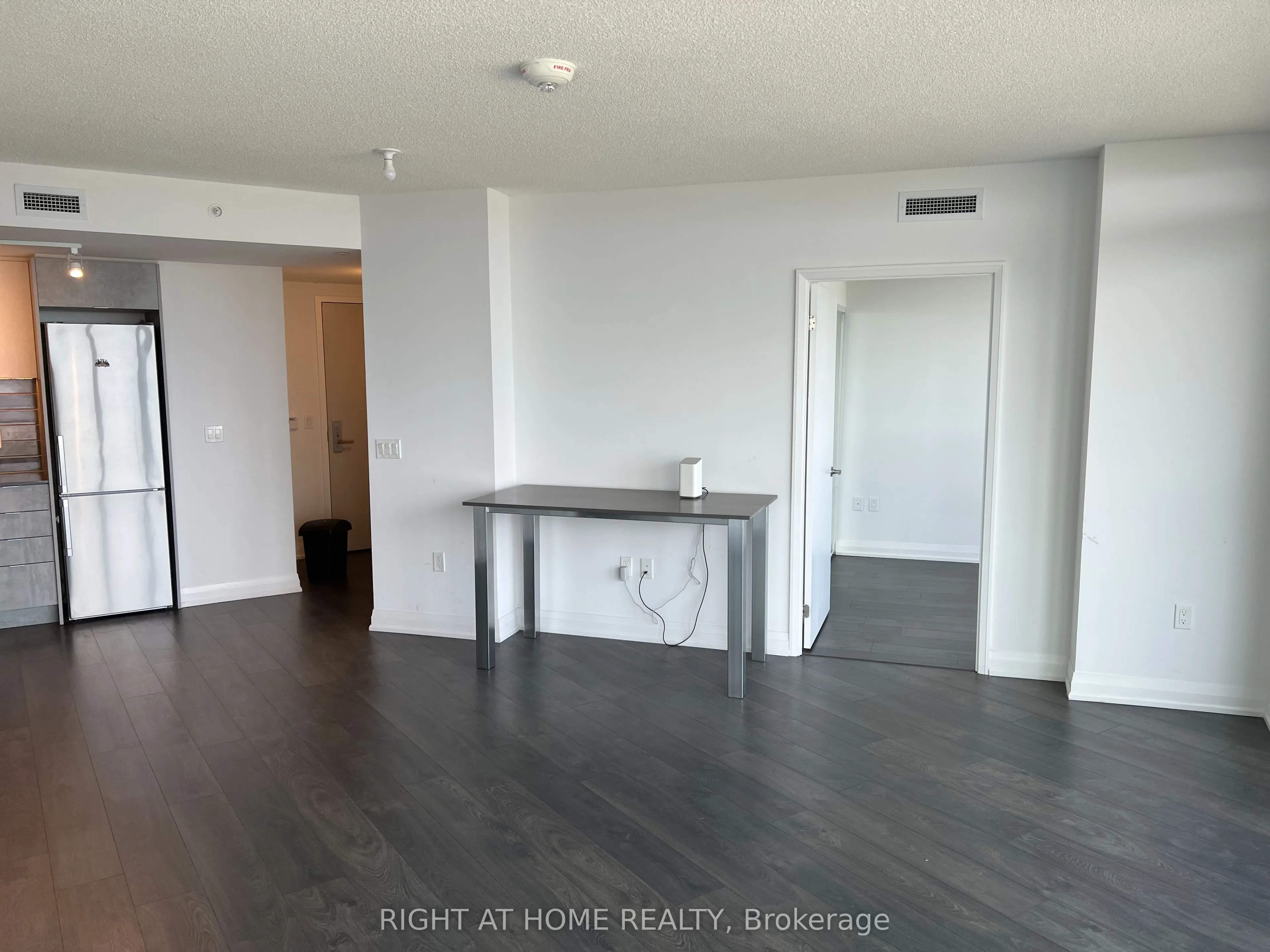 30 GIBBS Road, #2408