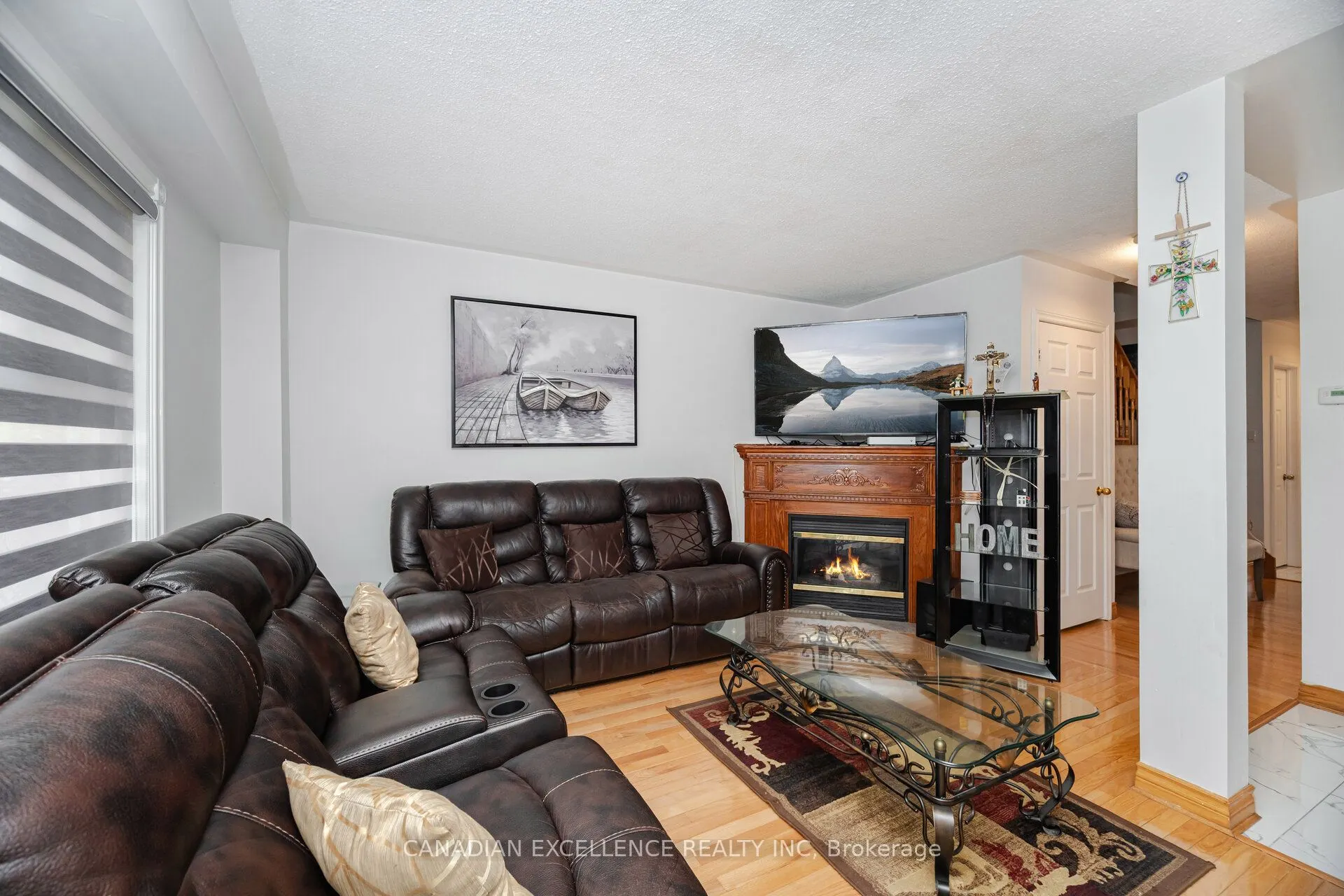 28 Oakmeadow Drive
