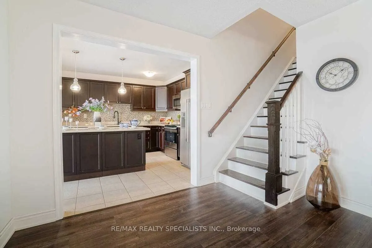 475 Zuest Crescent