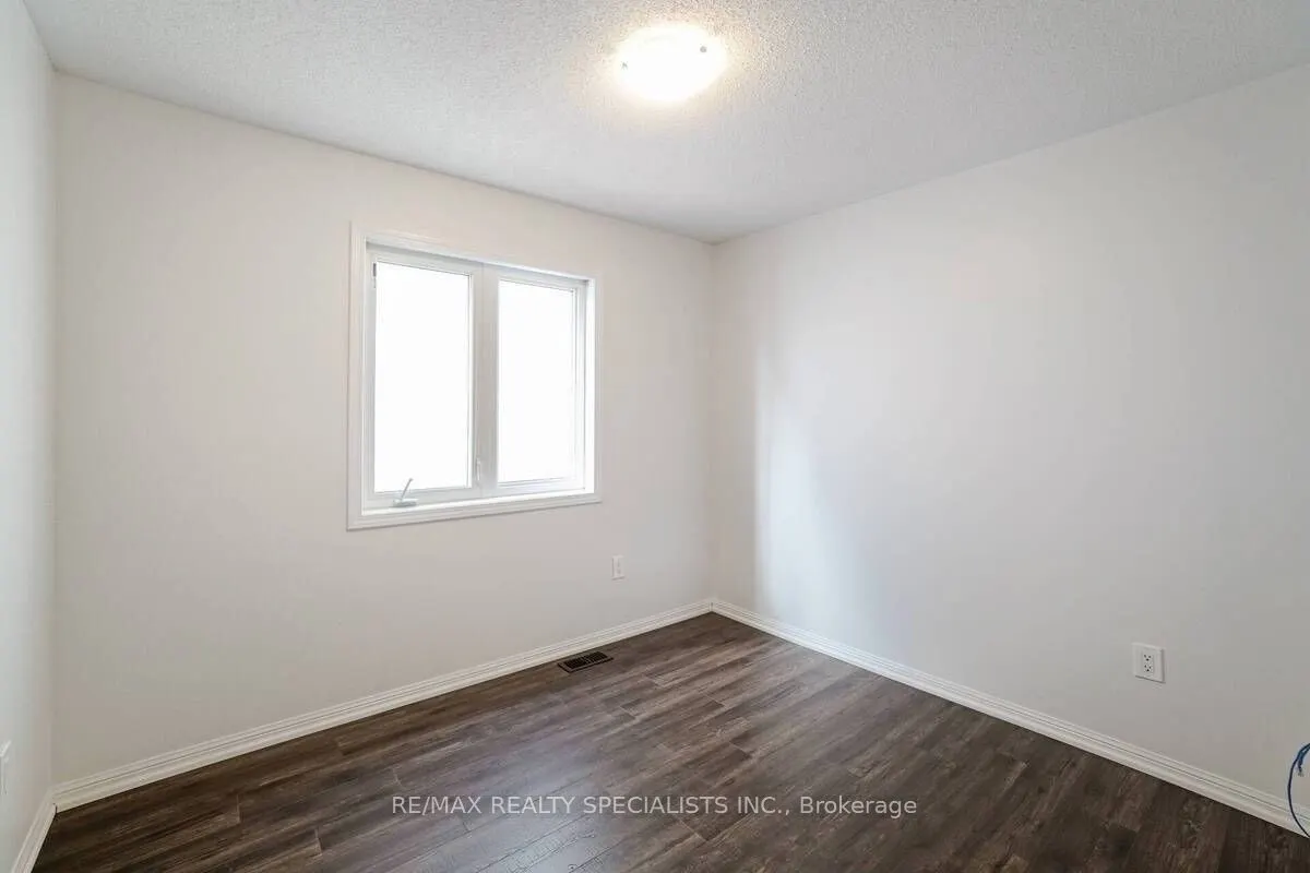 475 Zuest Crescent