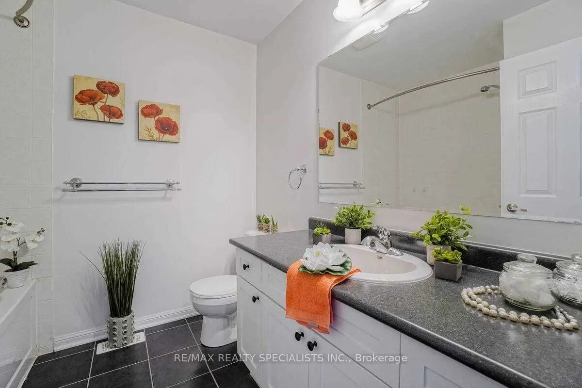 475 Zuest Crescent