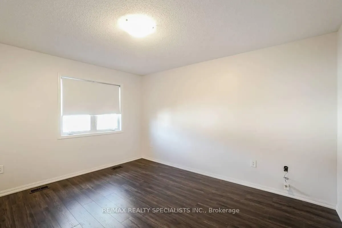 475 Zuest Crescent