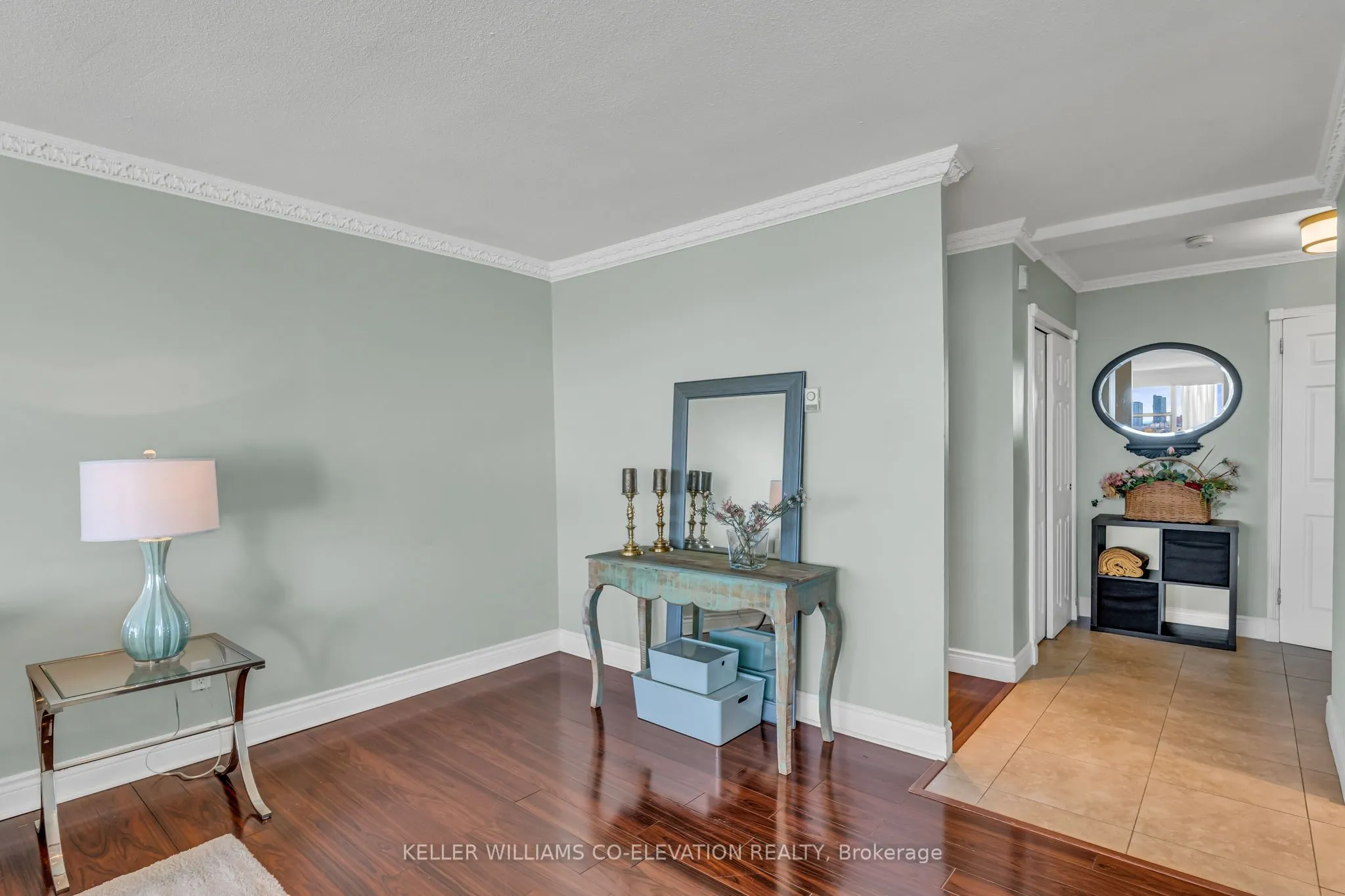 14 Neilson Drive, #702
