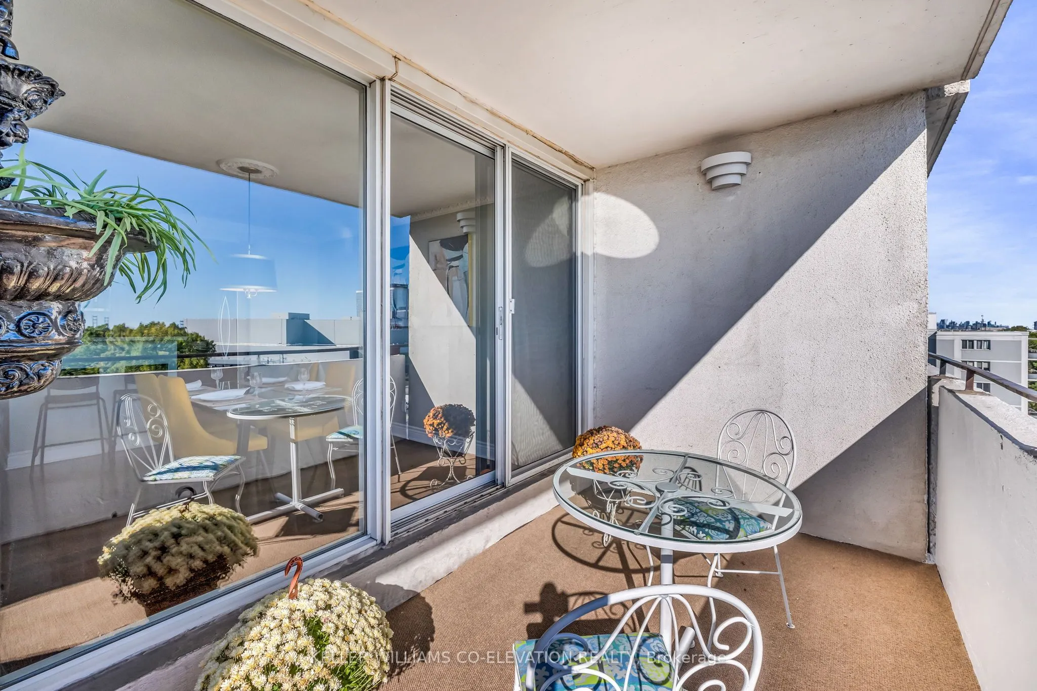 14 Neilson Drive, #702