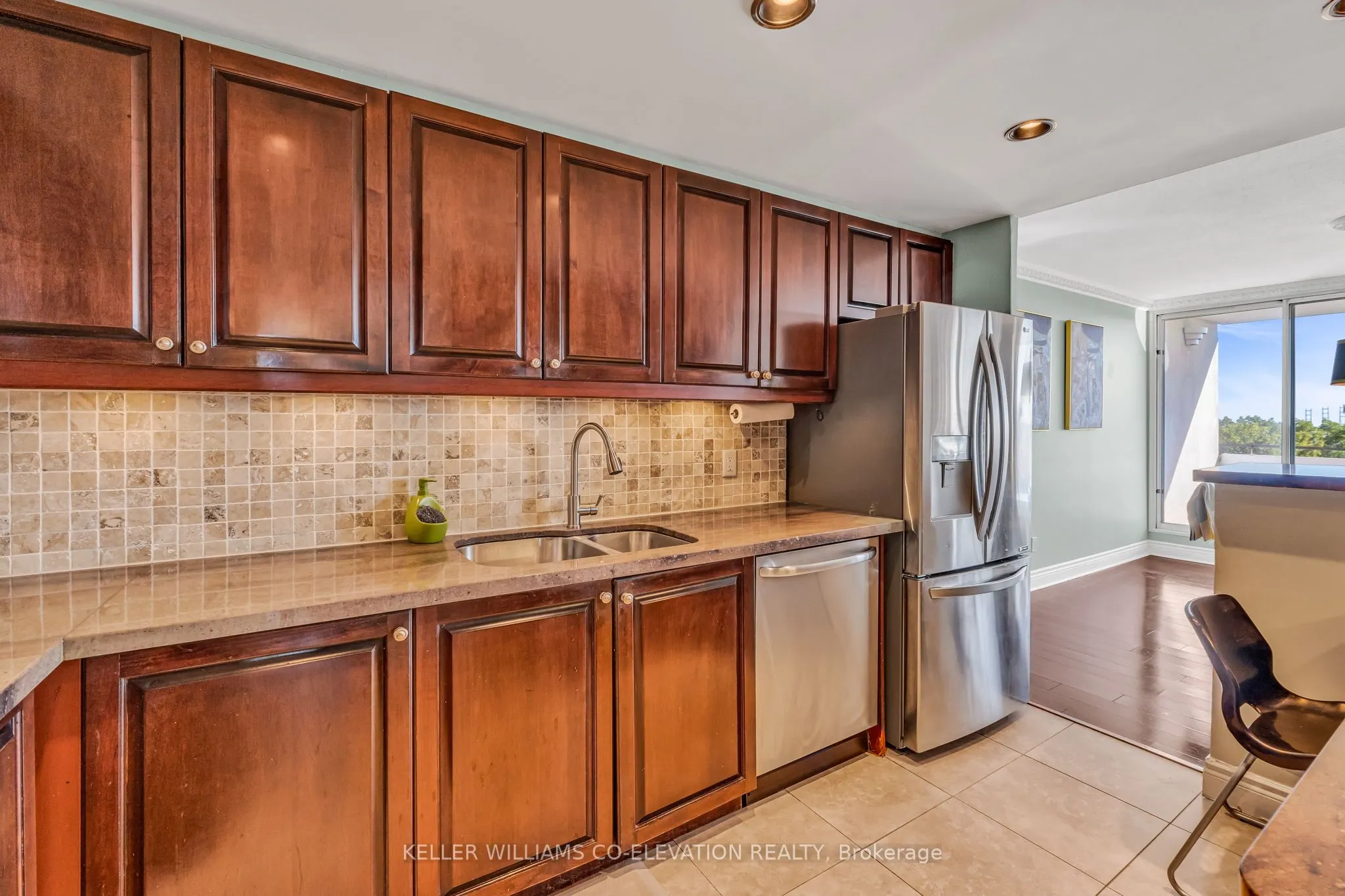 14 Neilson Drive, #702