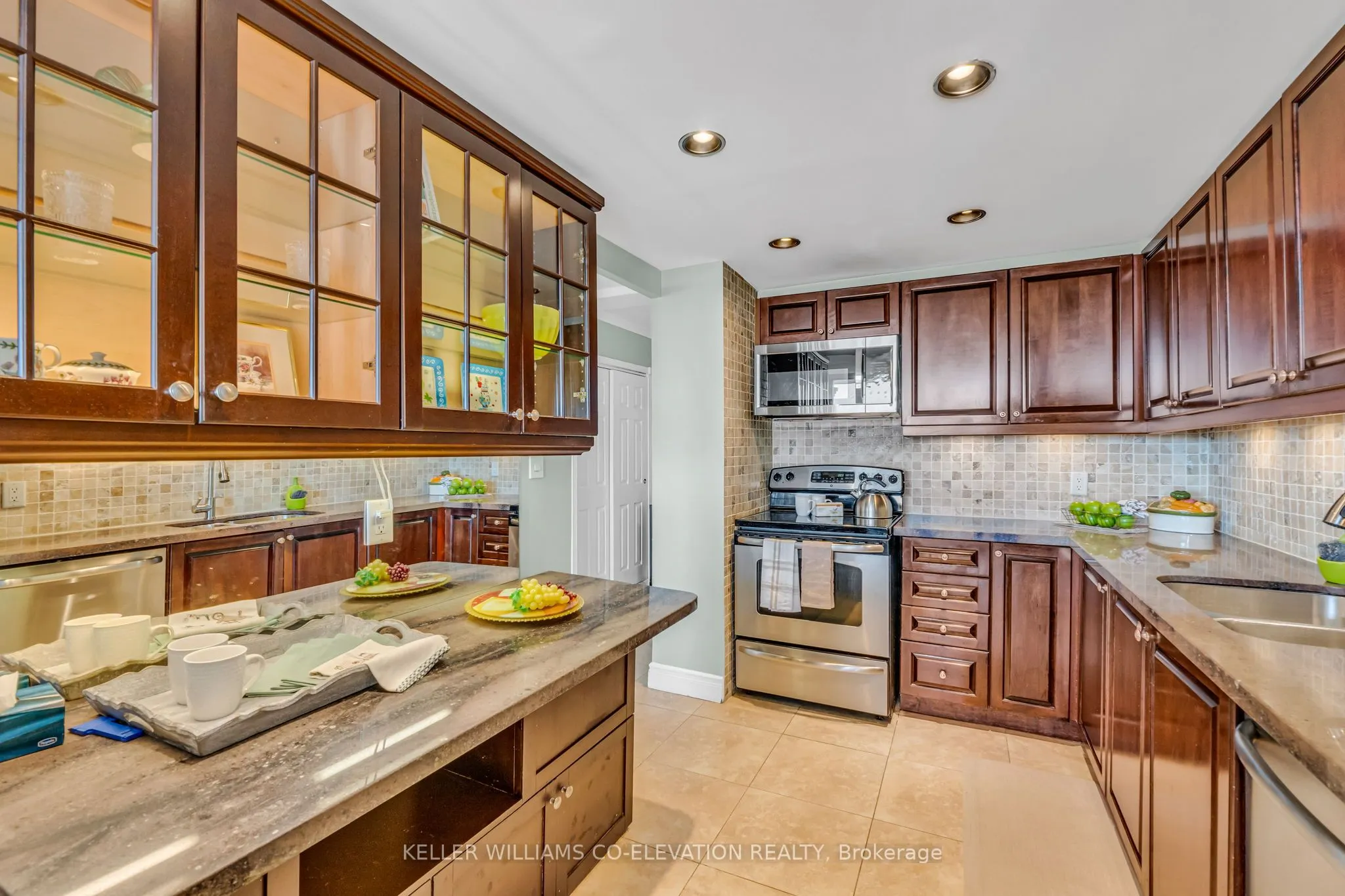 14 Neilson Drive, #702