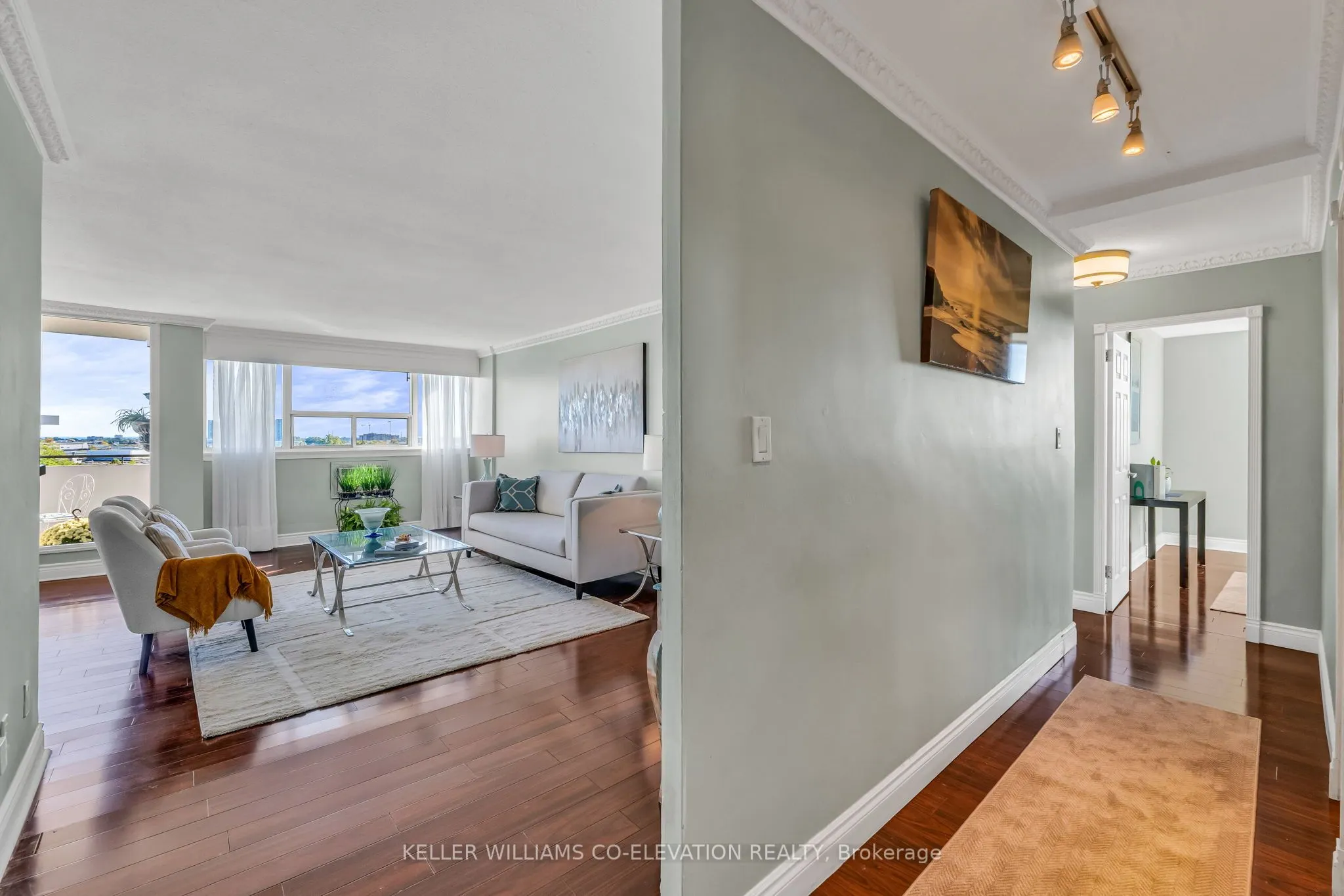 14 Neilson Drive, #702