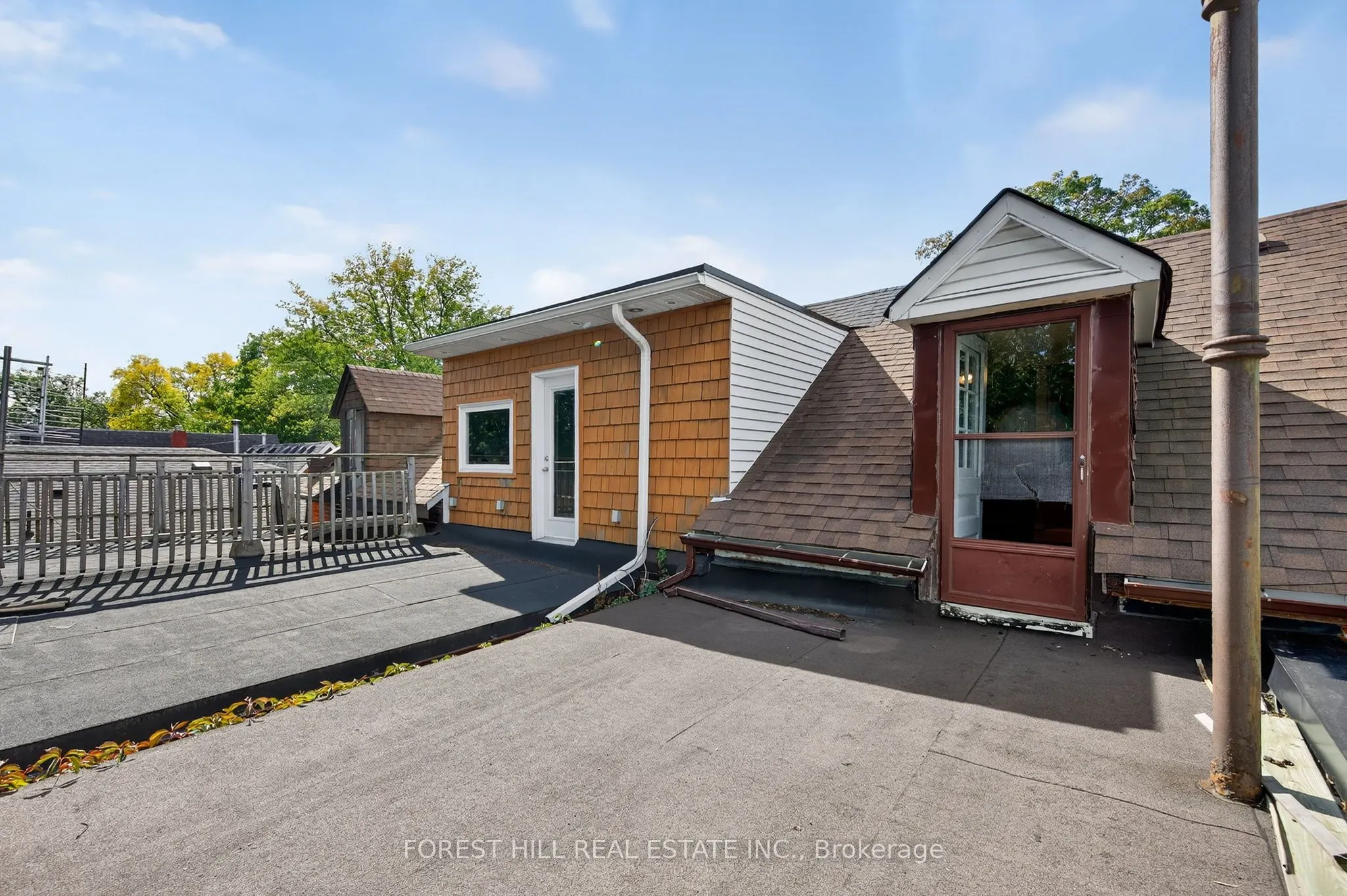 487 Clendenan Avenue