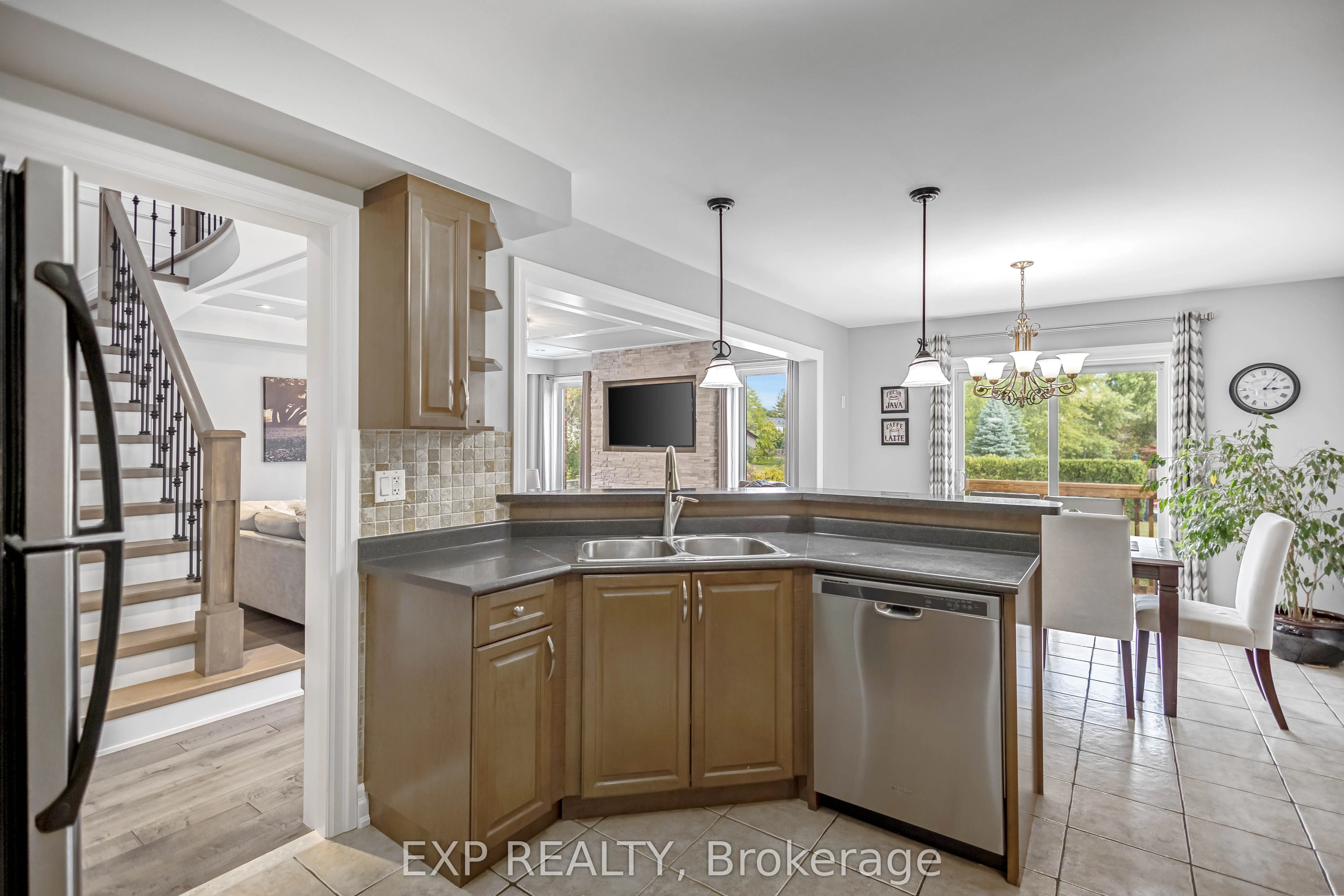 2403 Whitehorn Drive