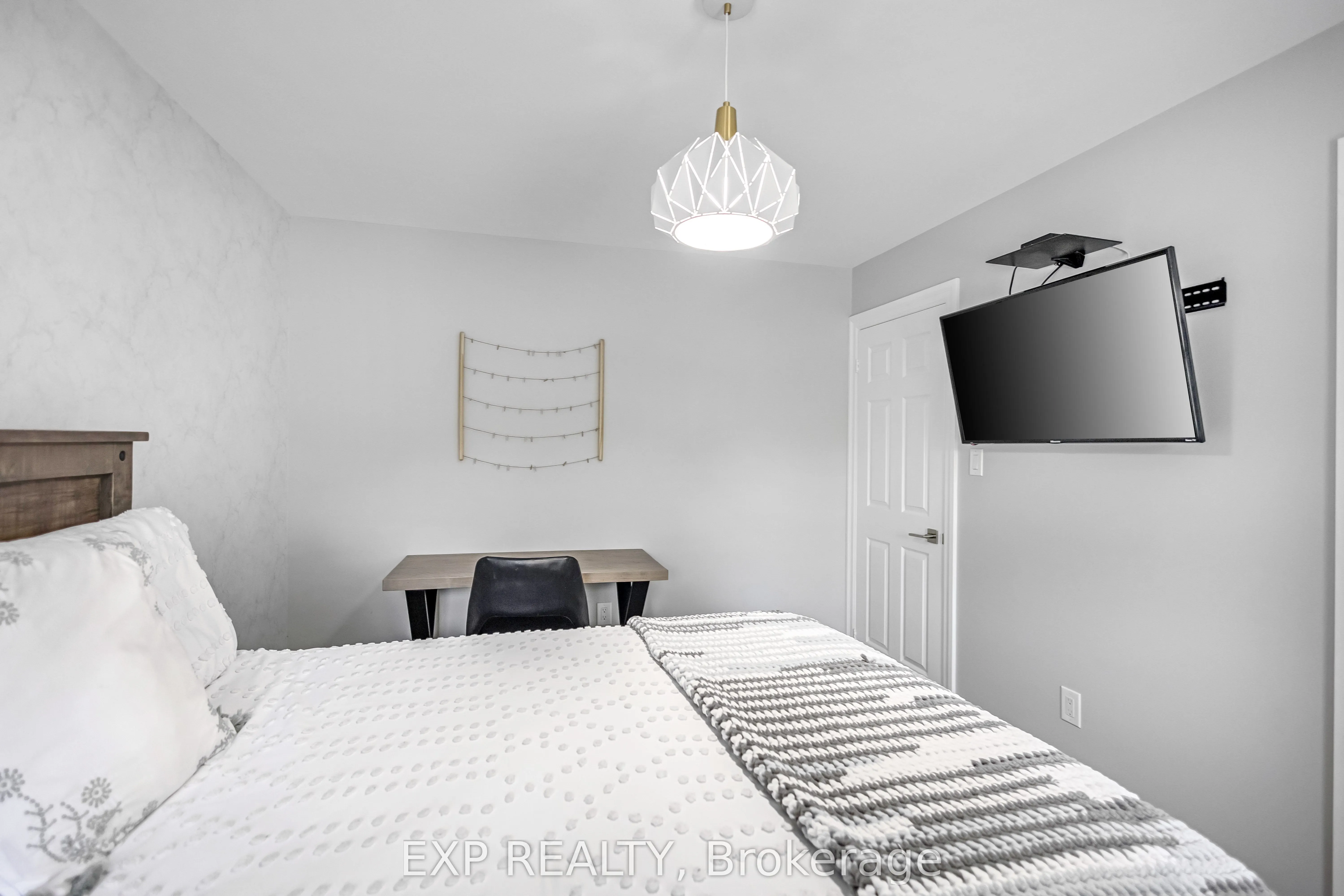 2403 Whitehorn Drive