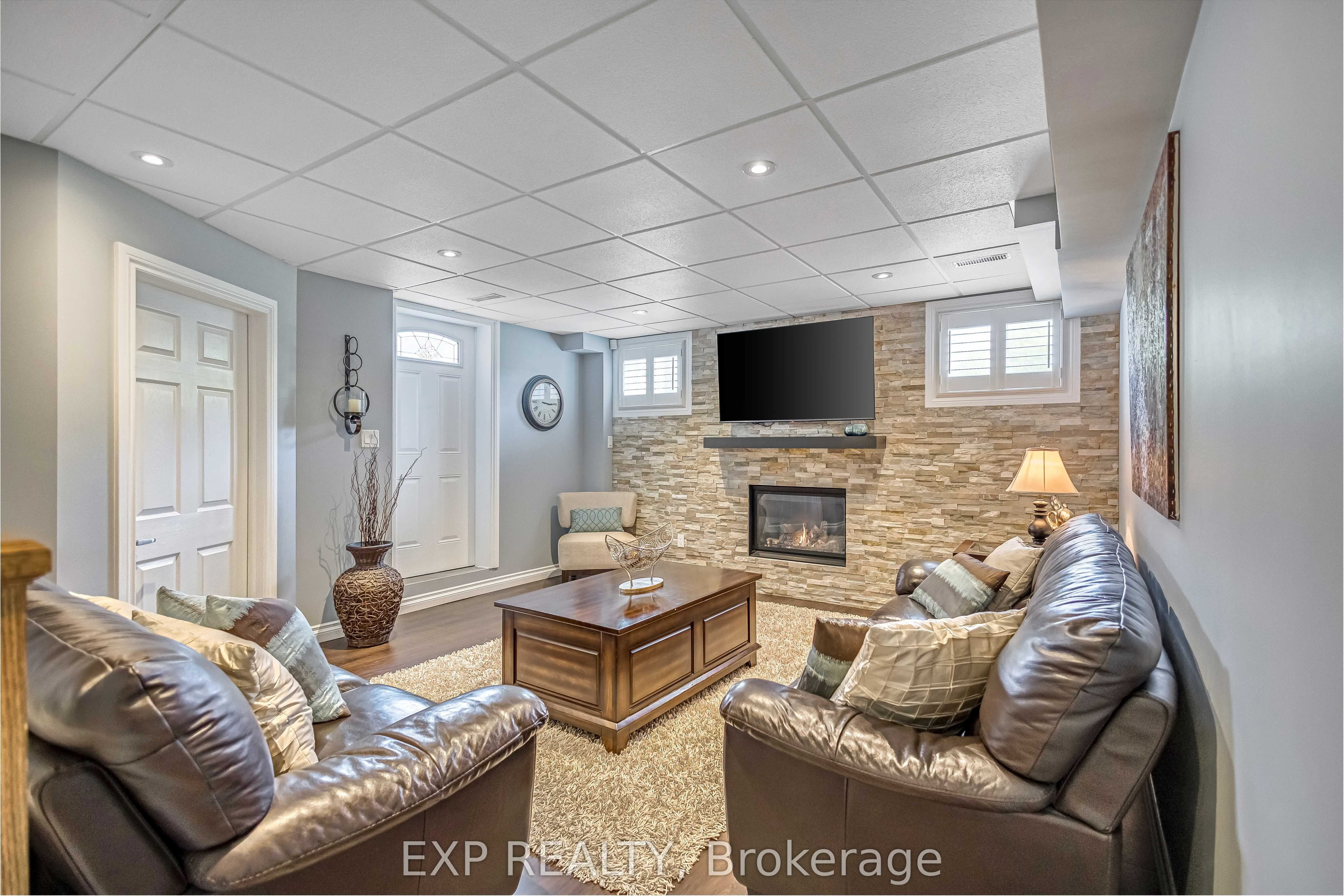 2403 Whitehorn Drive