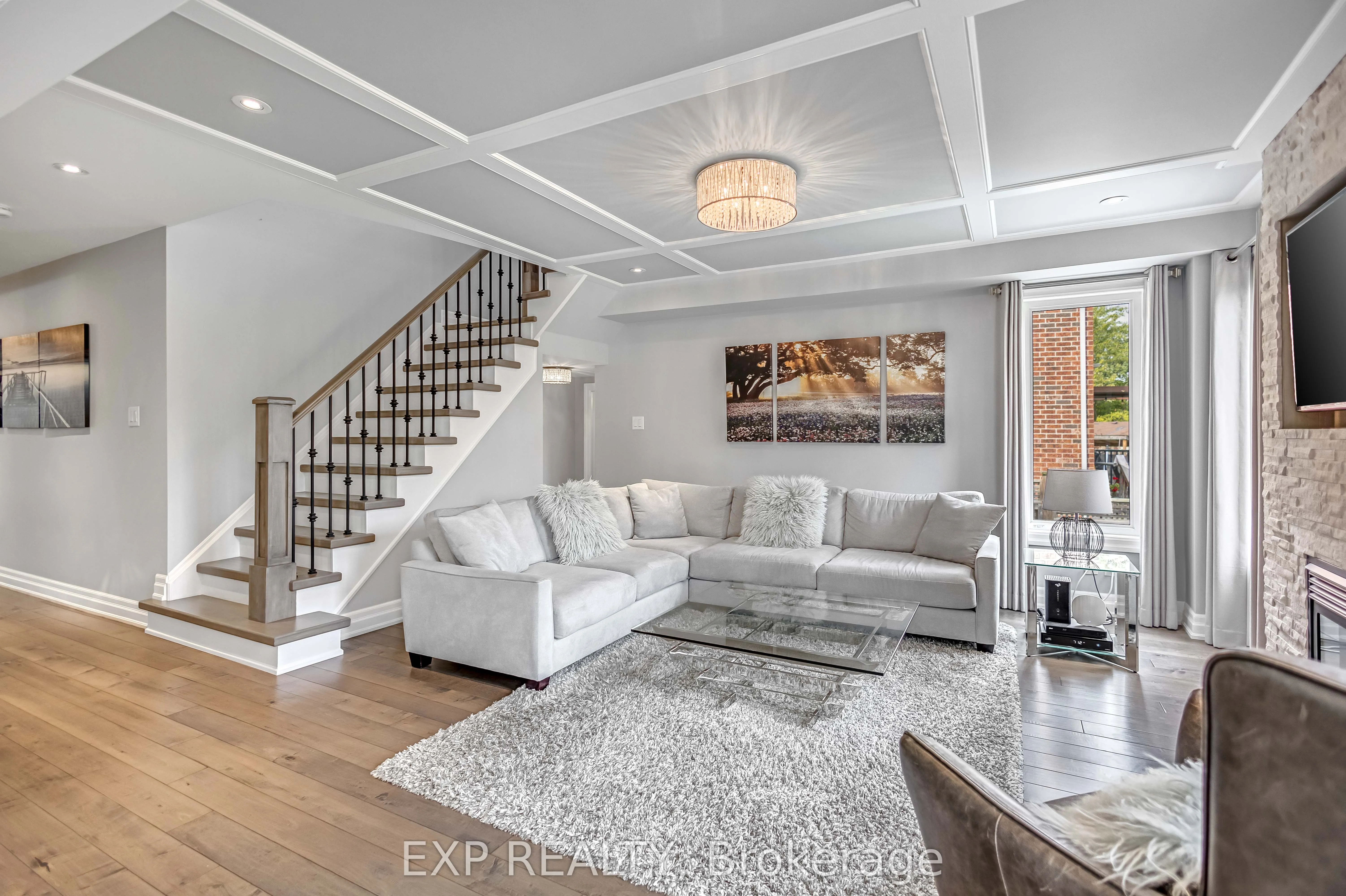 2403 Whitehorn Drive
