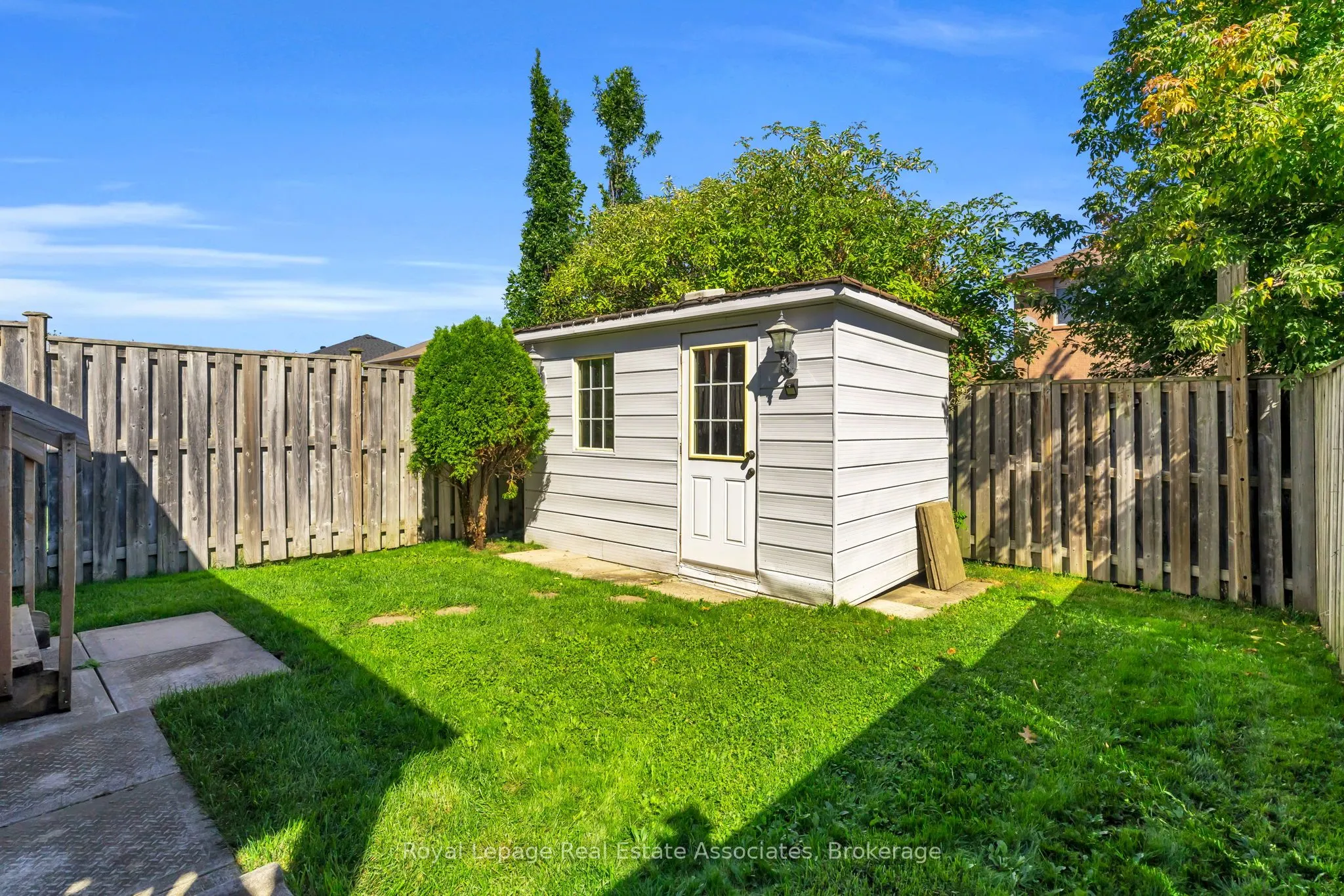 69 Lonestar Crescent