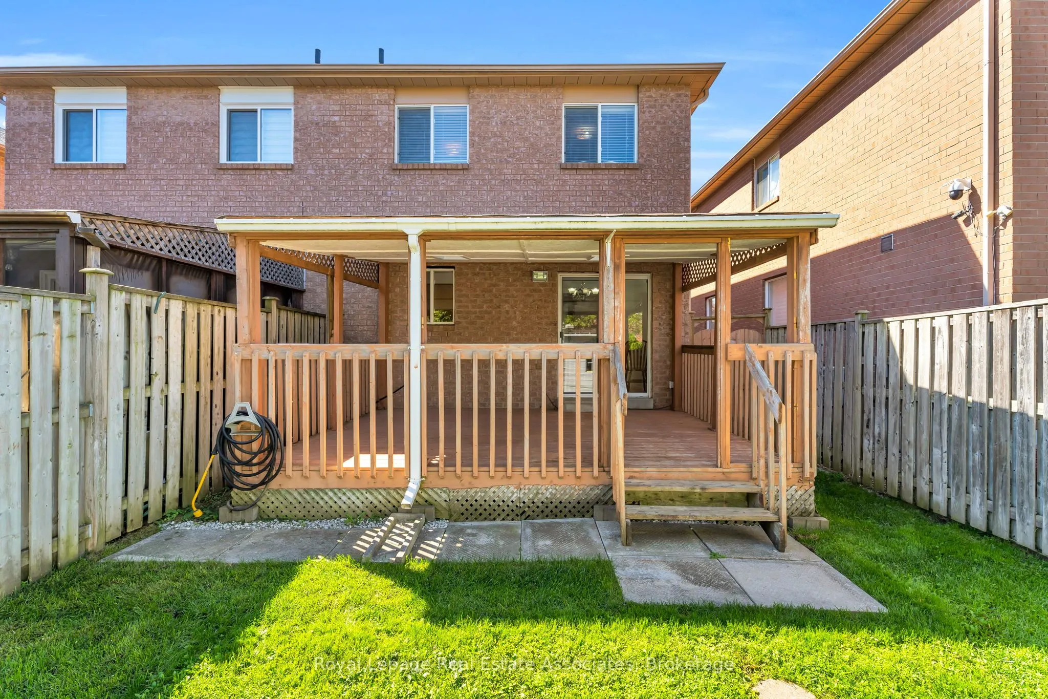 69 Lonestar Crescent