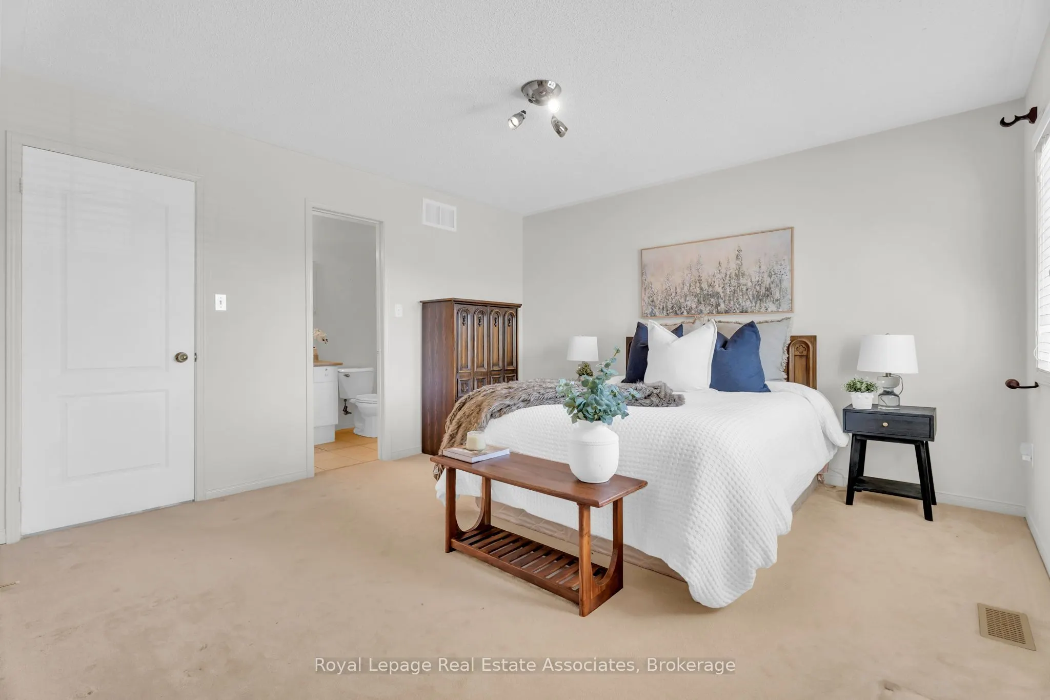 69 Lonestar Crescent