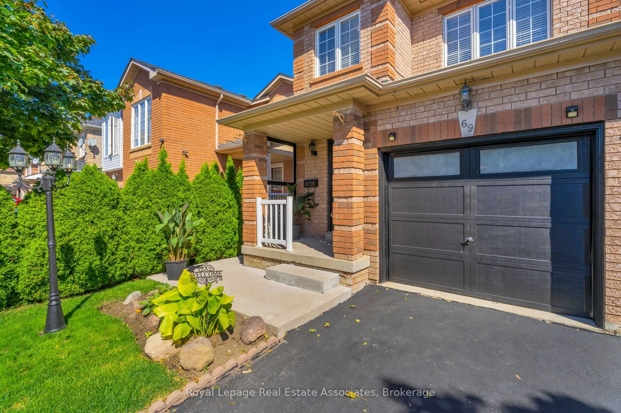 69 Lonestar Crescent