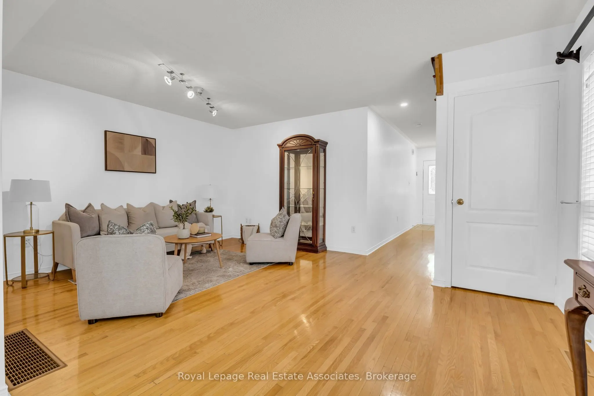 69 Lonestar Crescent