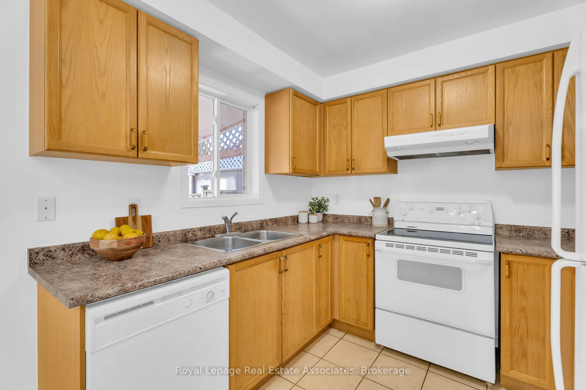 69 Lonestar Crescent