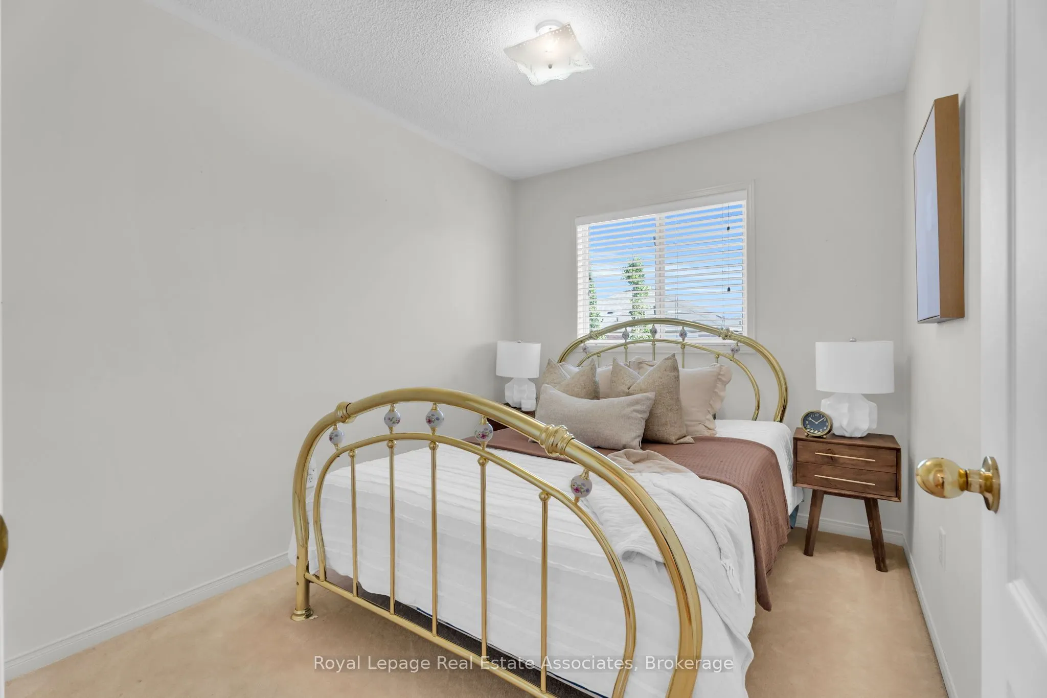 69 Lonestar Crescent