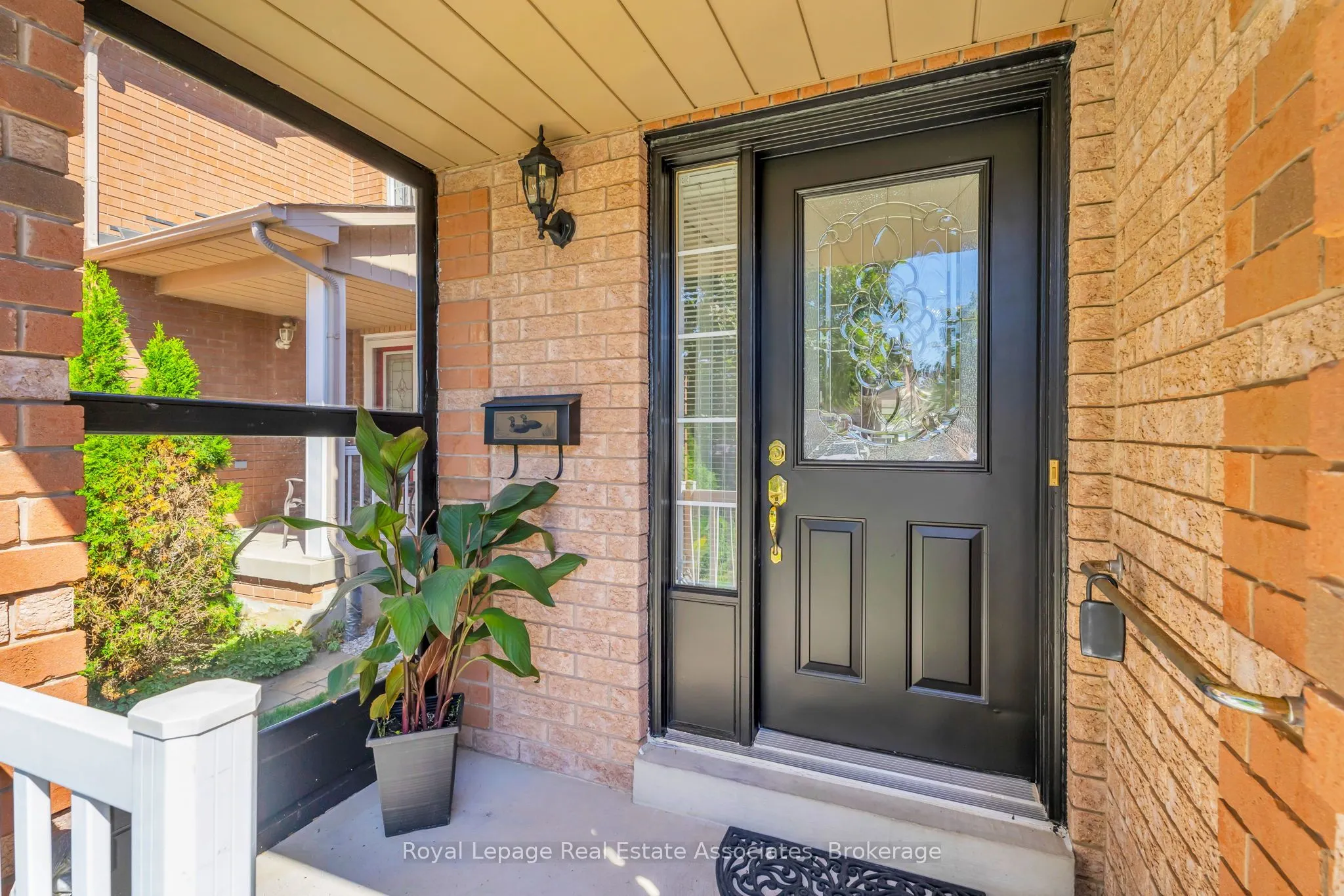 69 Lonestar Crescent